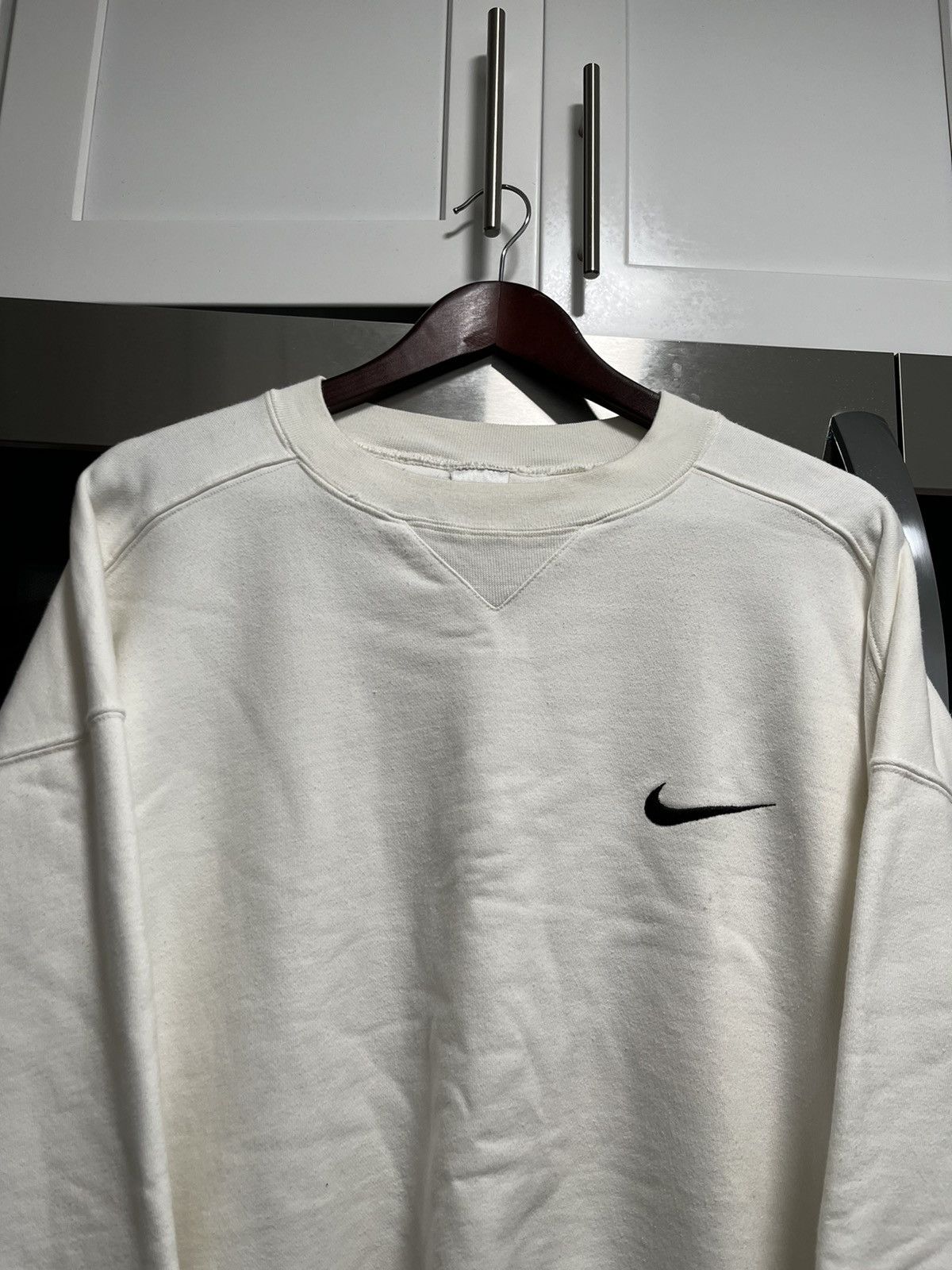 Vintage Vintage 90’s Nike Essential Side Swoosh White Crewneck XL Size US XL / EU 56 / 4 - 2 Thumbnail