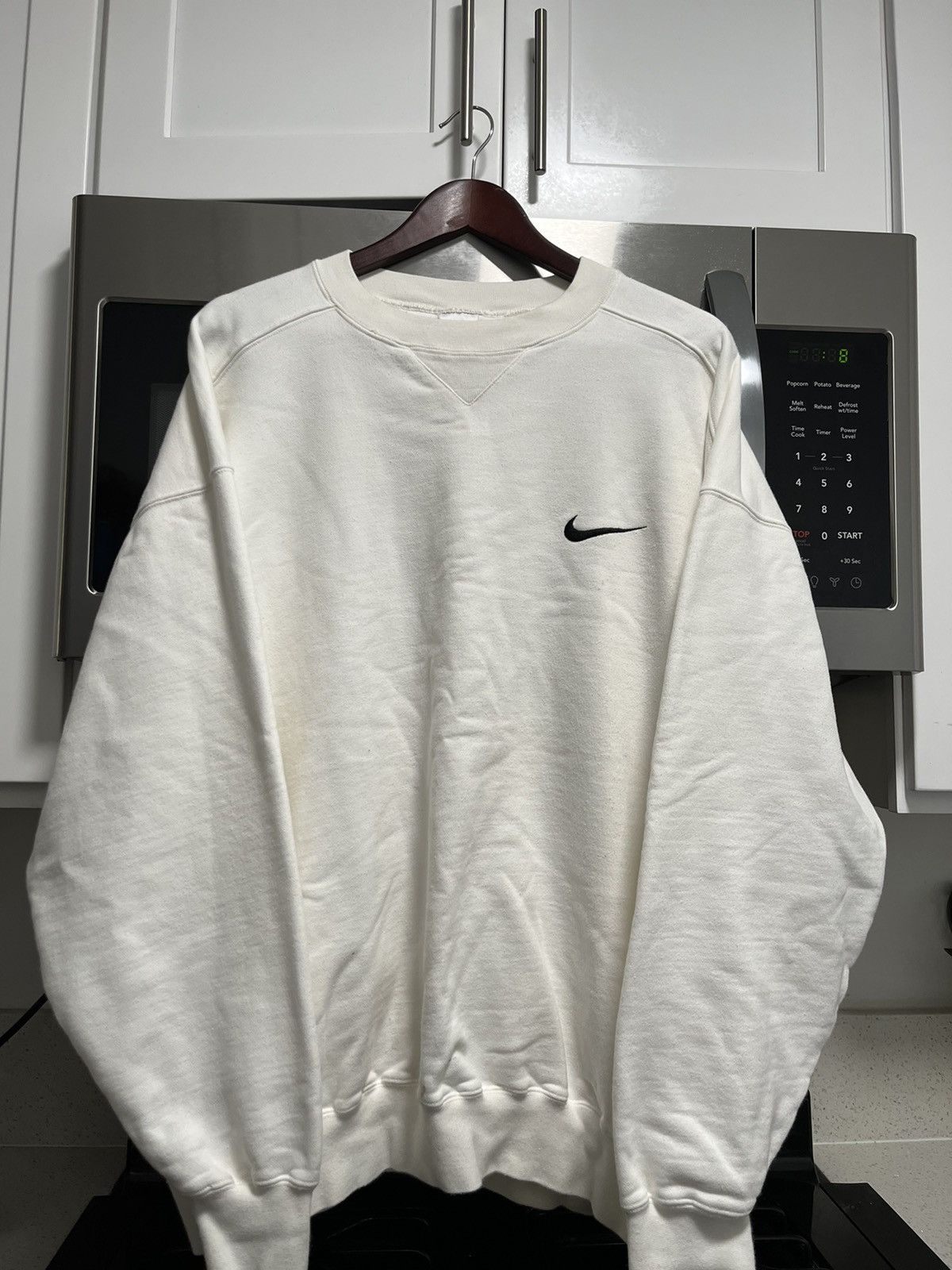 Vintage Vintage 90’s Nike Essential Side Swoosh White Crewneck XL Size US XL / EU 56 / 4 - 1 Thumbnail