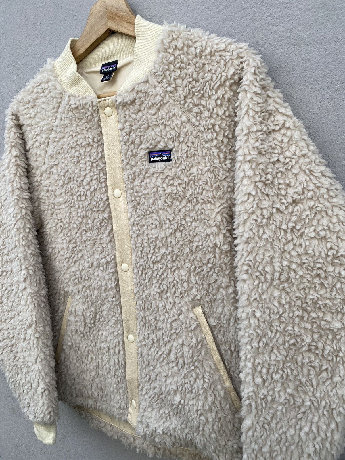Patagonia PATAGONIA Deep Pile Sherpa Reversible Bomber Jacket Size S / US 4 / IT 40 - 4 Thumbnail