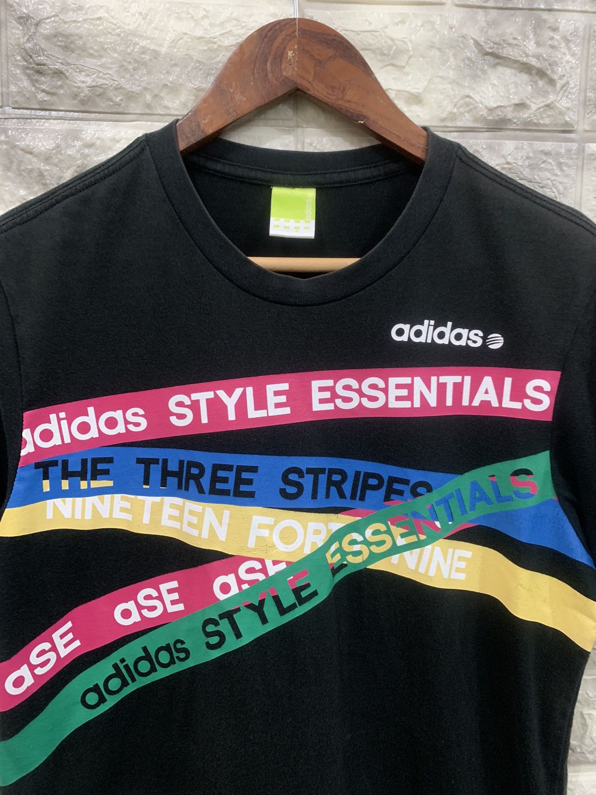 Adidas adidas Style Essentials Black tee Size US M / EU 48-50 / 2 - 2 Thumbnail