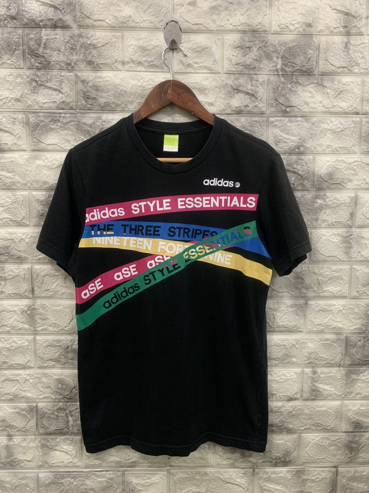 adidas Style Essentials Black tee