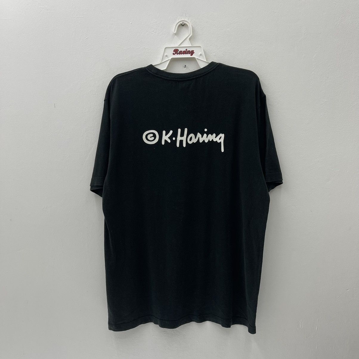 Keith Haring Keith Haring Uniqlo T-Shirt Nice Design Size US XL / EU 56 / 4 - 2 Thumbnail