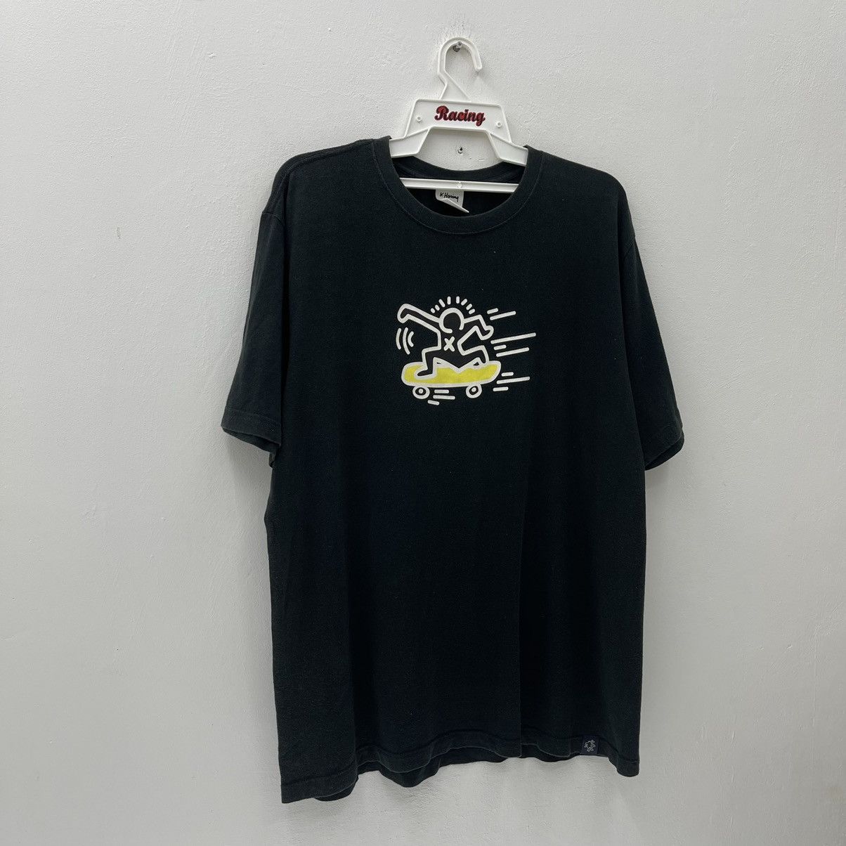 Keith Haring Keith Haring Uniqlo T-Shirt Nice Design Size US XL / EU 56 / 4 - 4 Thumbnail