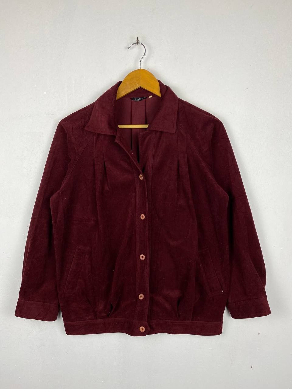 Japanese Brand vintage japanese brands red velvet jacket nice design Size US M / EU 48-50 / 2 - 1 Thumbnail