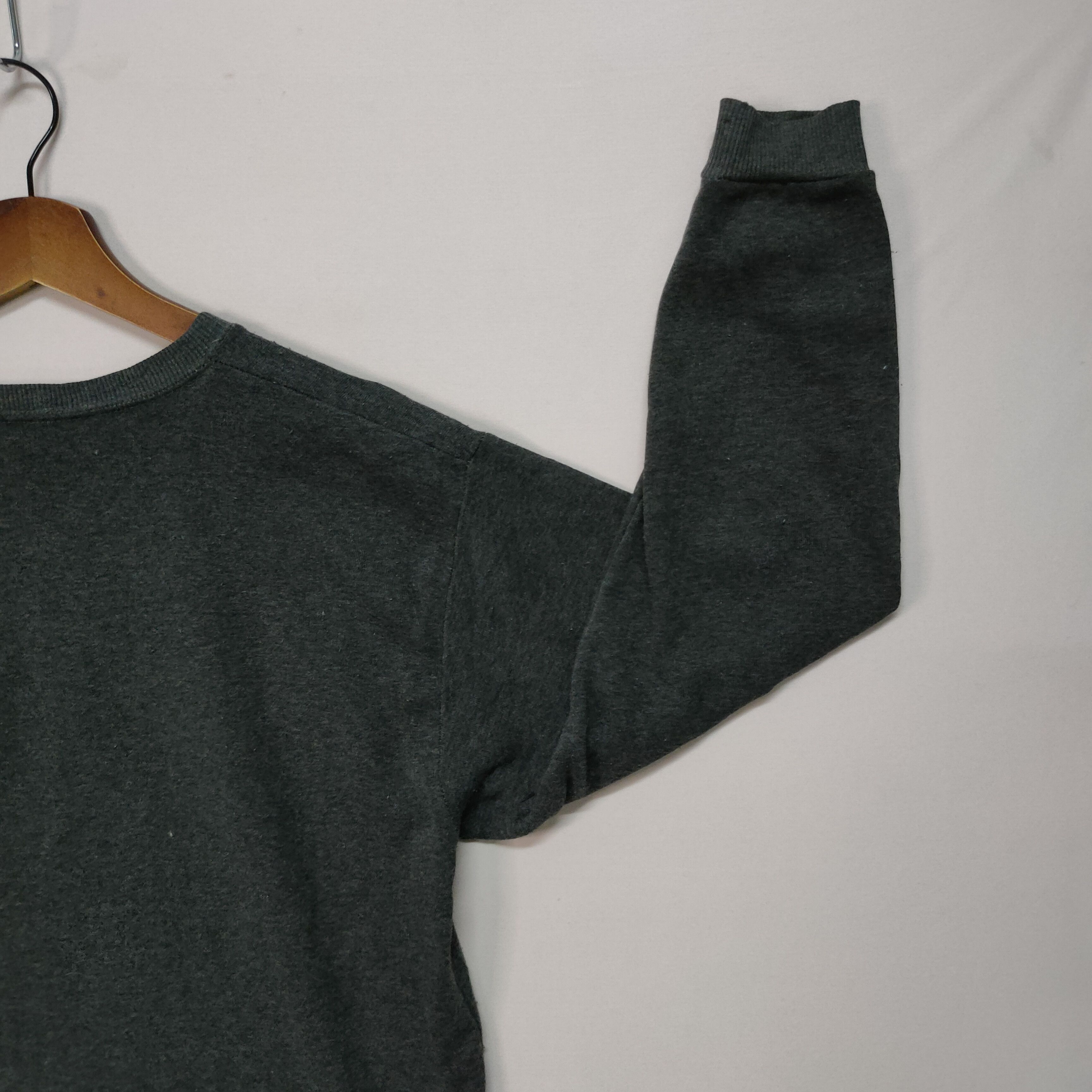 Vintage VINTAGE OUTDOOR BIG LOGO SWEATSHIRT Size US S / EU 44-46 / 1 - 6 Thumbnail