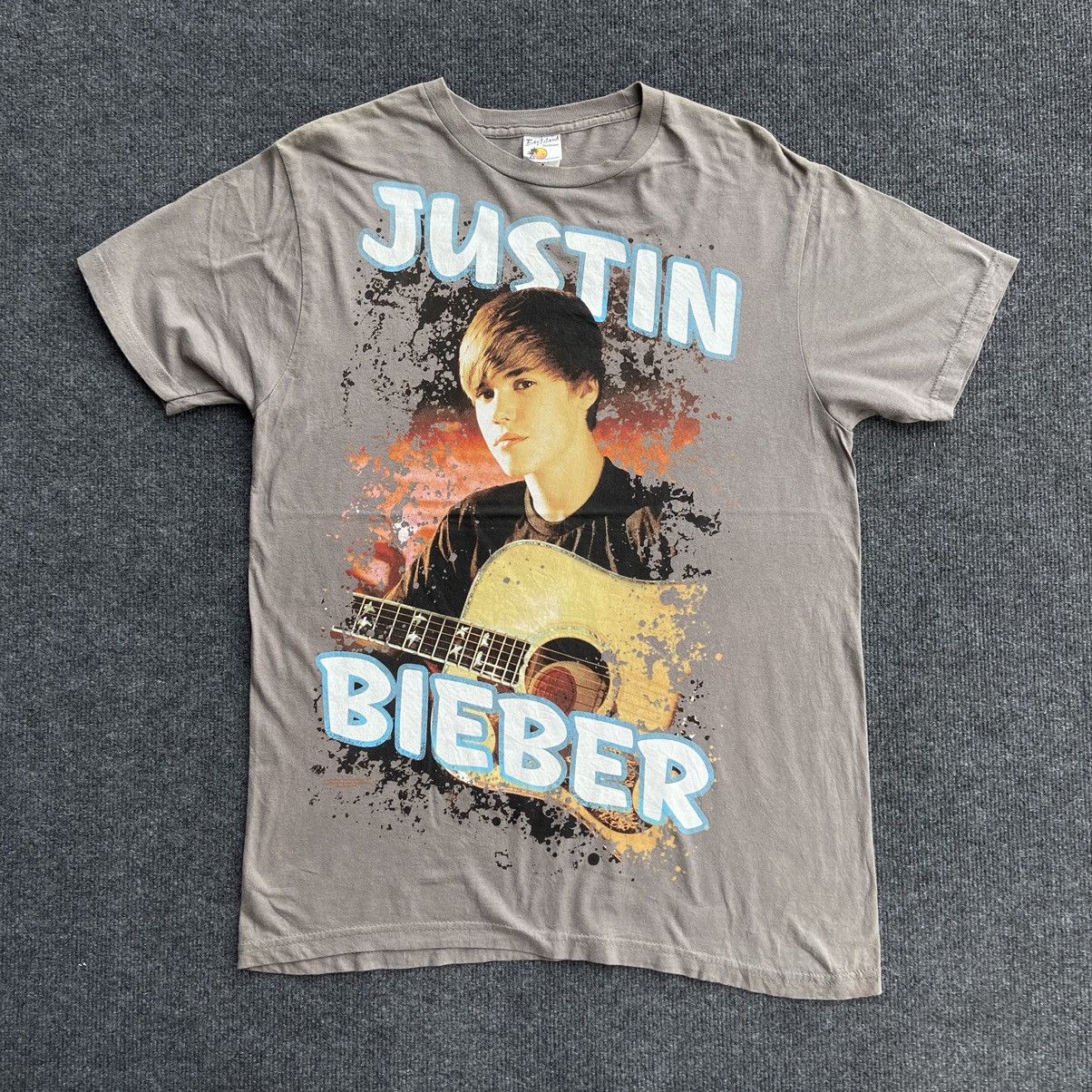 Justin Bieber tshirt