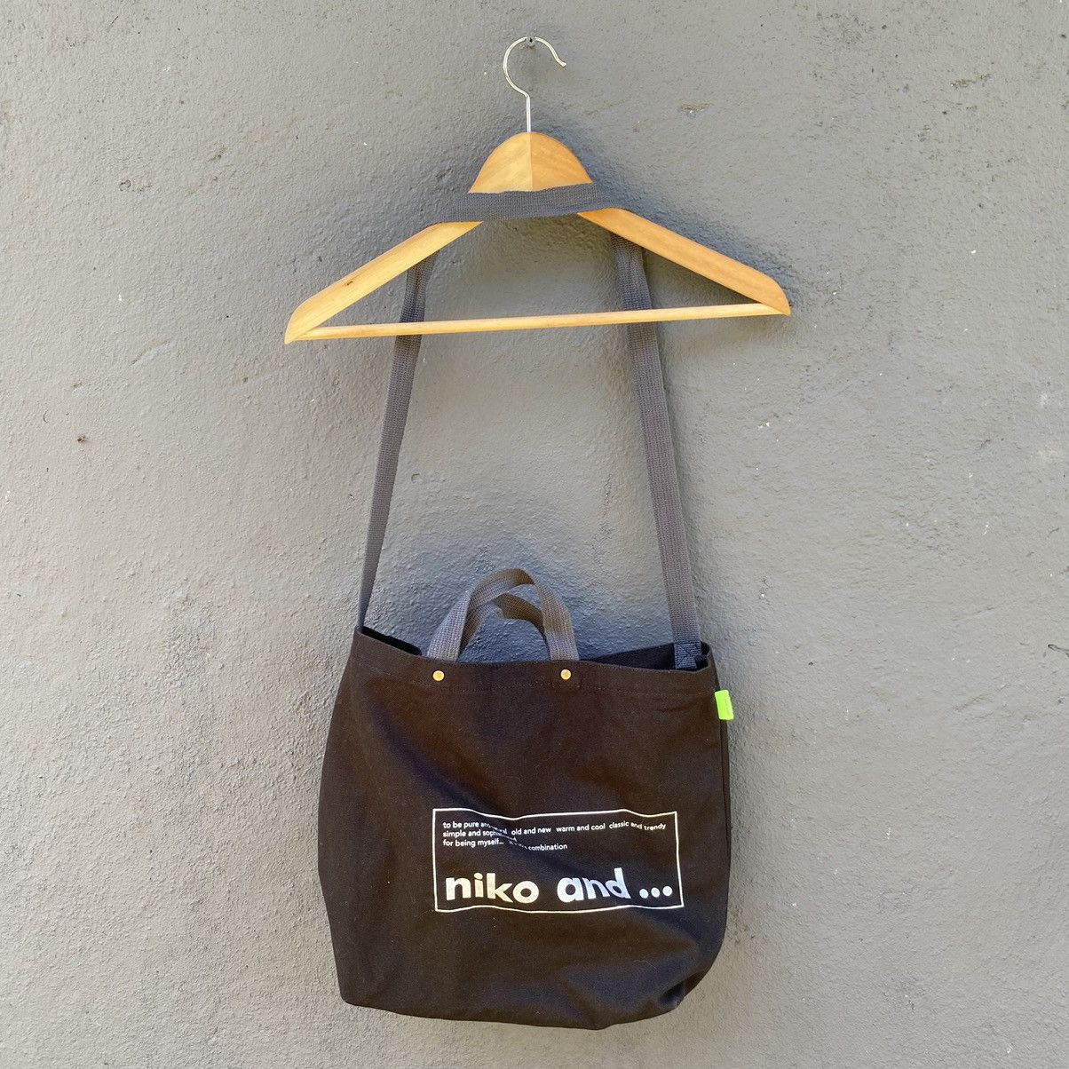 Japanese Brand Niko and Japanese Brand Sling Tote Bag ERD GRUNGE LGB Size ONE SIZE - 2 Thumbnail