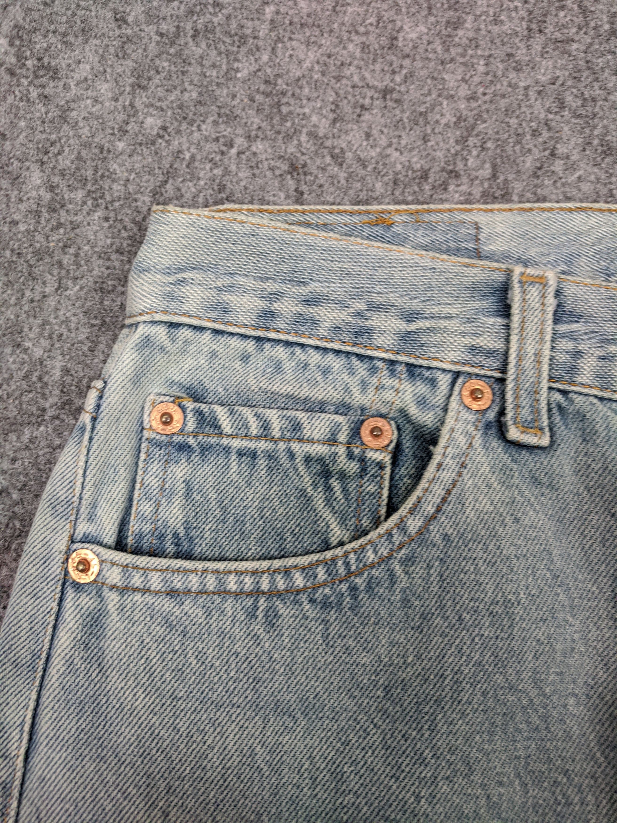 Levi's Vintage 90s Levis 501 Faded Jeans DP0583 Size US 28 / EU 44 - 10 Thumbnail
