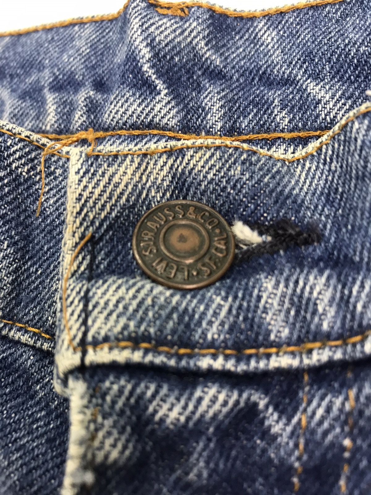 Levi's Vintage Levis Orange tab Bell Bottom jeans W31 boot cut Size US 33 - 6 Thumbnail