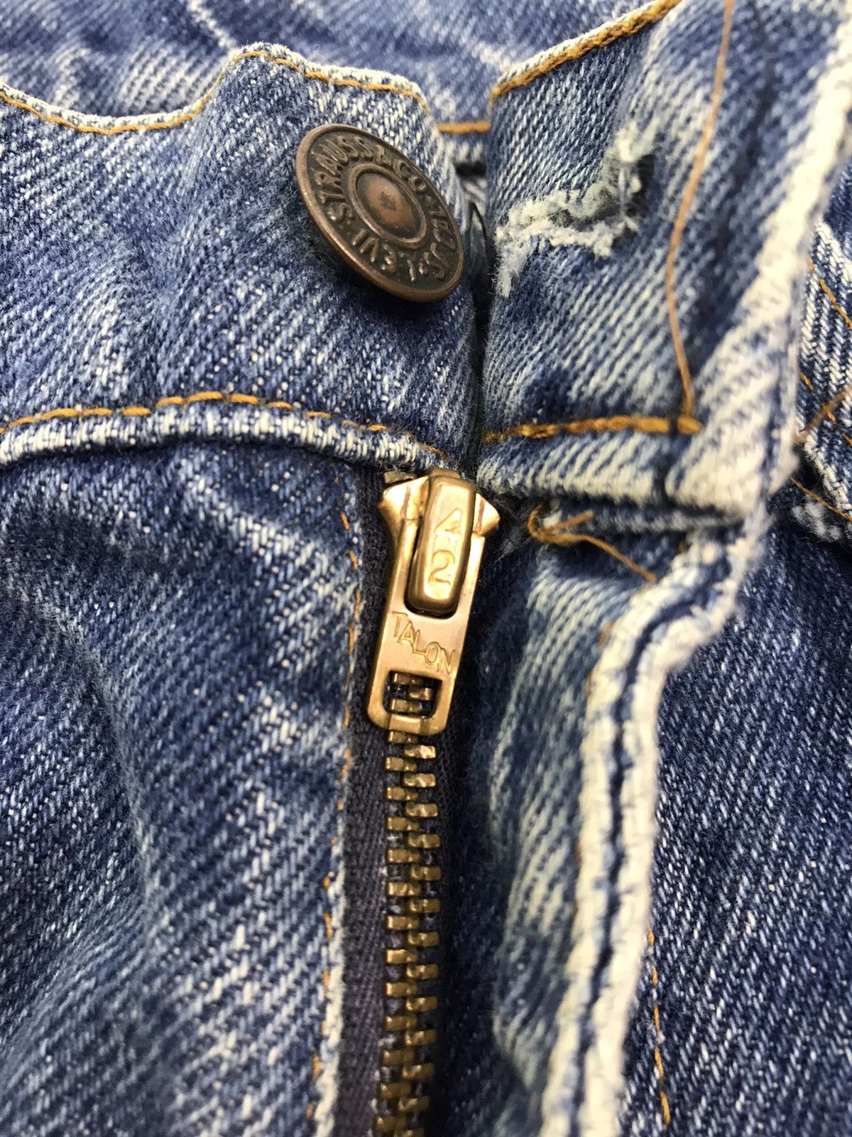 Levi's Vintage Levis Orange tab Bell Bottom jeans W31 boot cut Size US 33 - 7 Thumbnail