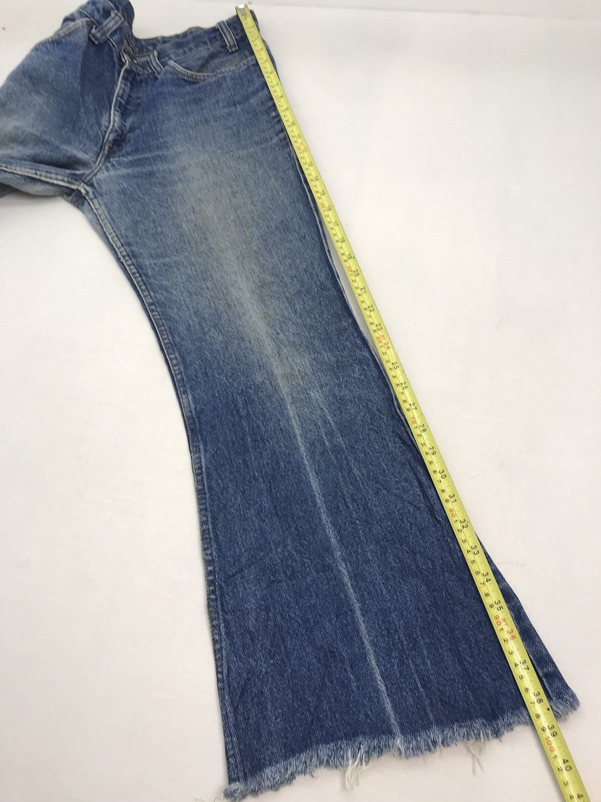 Levi's Vintage Levis Orange tab Bell Bottom jeans W31 boot cut Size US 33 - 17 Thumbnail