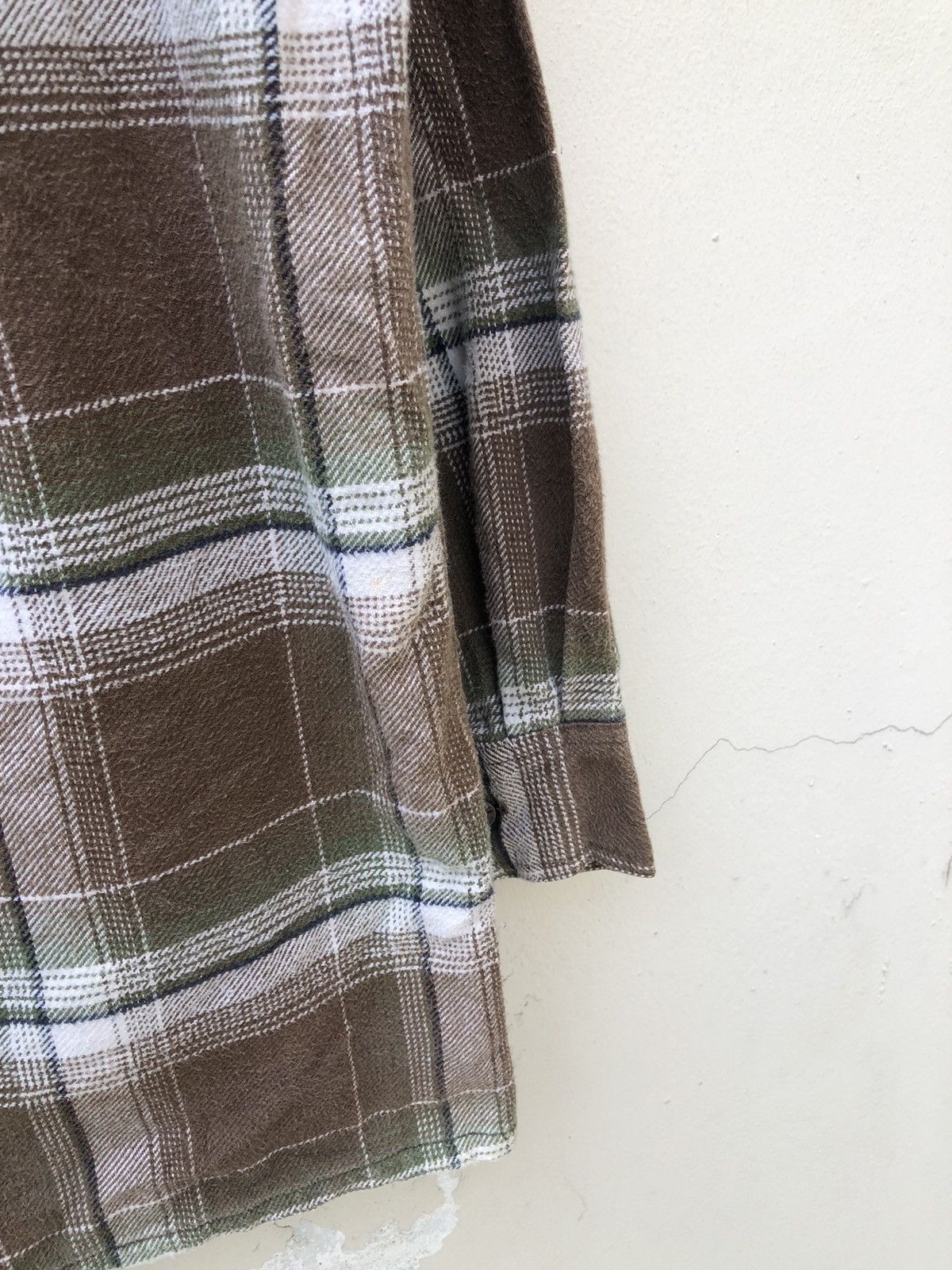 Levi's Vintage 90s Levi’s Plaid Oversized Thick Flannel Shirt Size US L / EU 52-54 / 3 - 12 Thumbnail