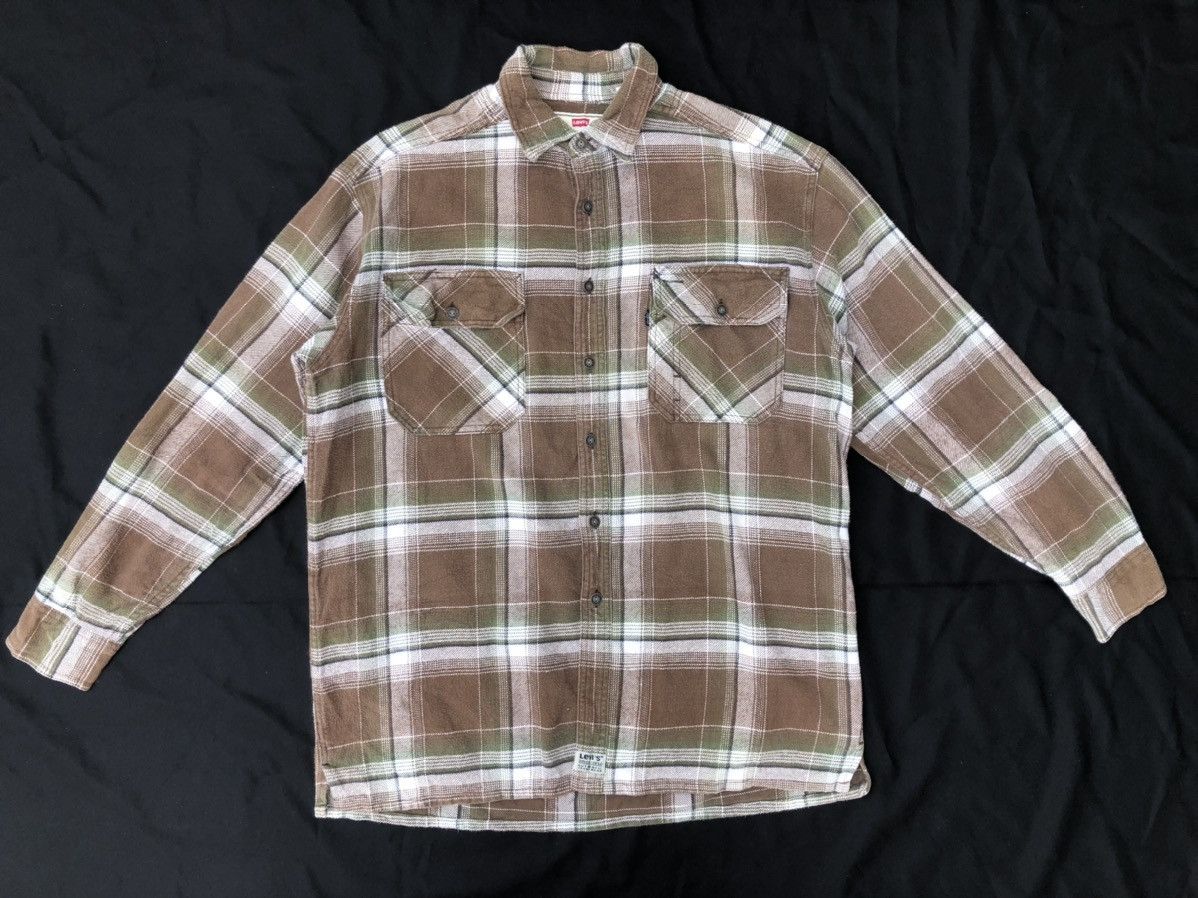 Vintage 90s Levi’s Plaid Oversized Thick Flannel Shirt