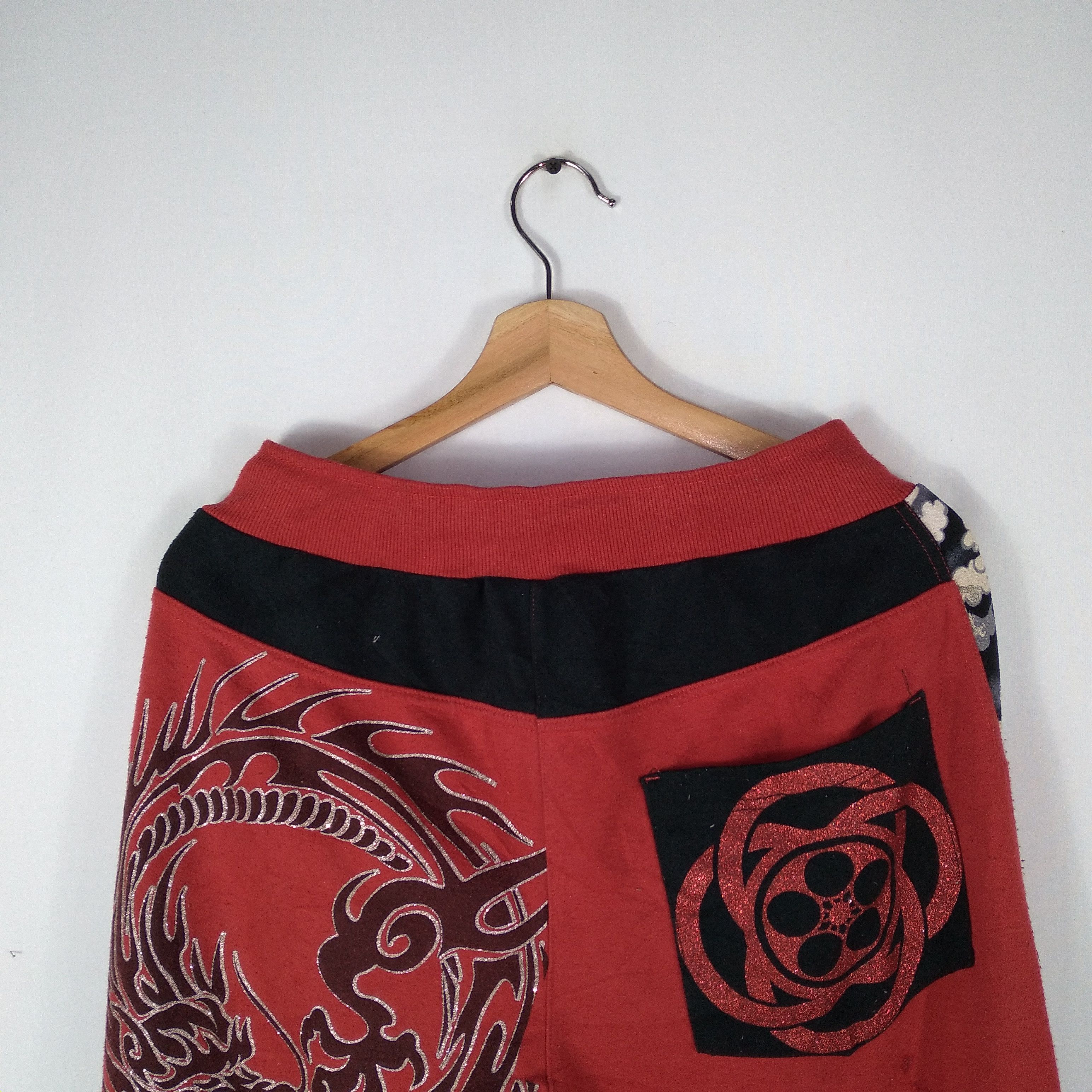 Japanese Brand × Vintage Vintage Sukajan Over Print Art Of Dragon Jogger Sweat Pants Size US 30 / EU 46 - 9 Thumbnail