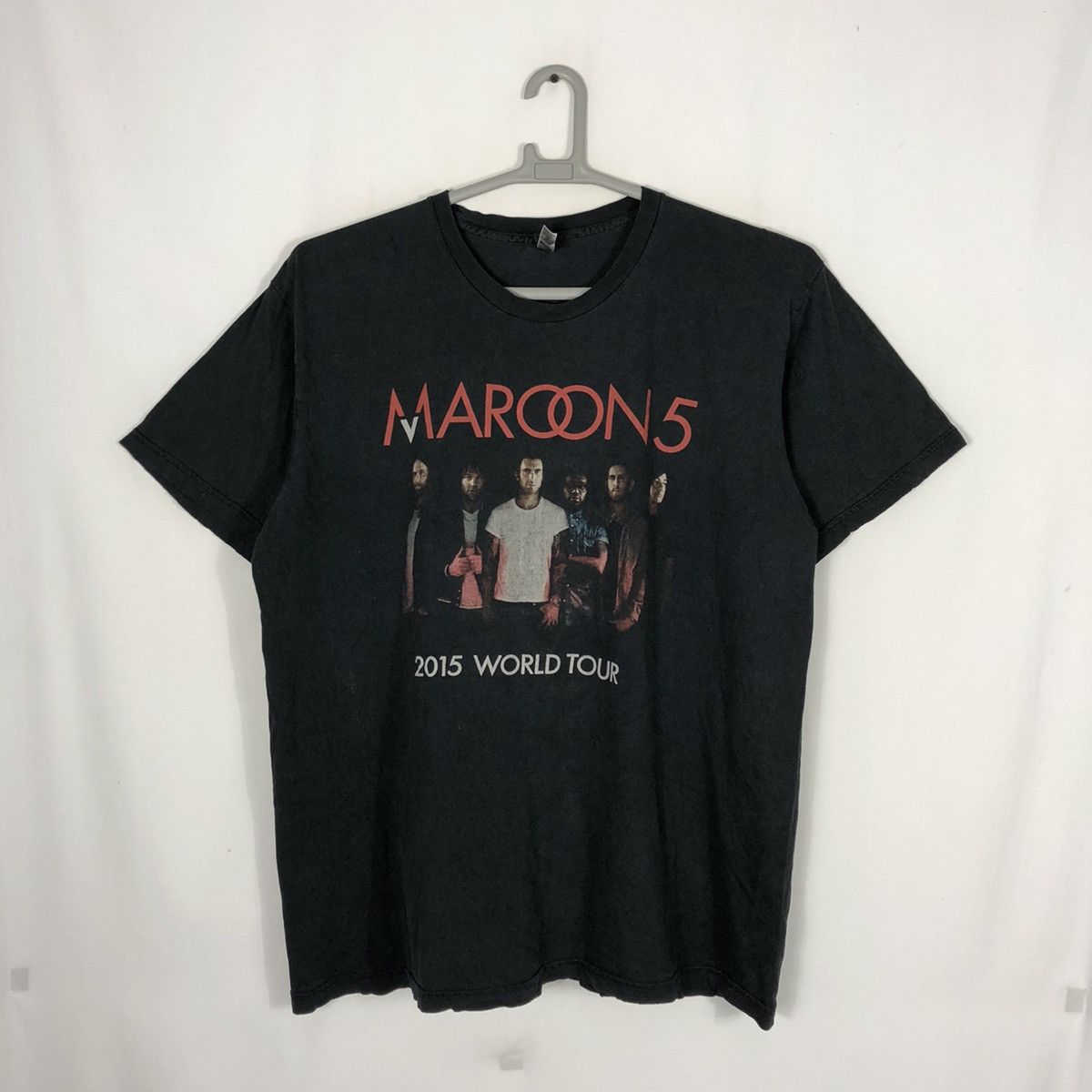 Band Tees × Vintage 🔥Rare🔥2015 Maroon 5 Line Up World Tour Promo Tee Size US XL / EU 56 / 4 - 1 Thumbnail