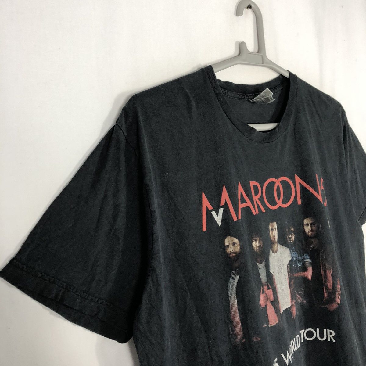 Band Tees × Vintage 🔥Rare🔥2015 Maroon 5 Line Up World Tour Promo Tee Size US XL / EU 56 / 4 - 9 Thumbnail
