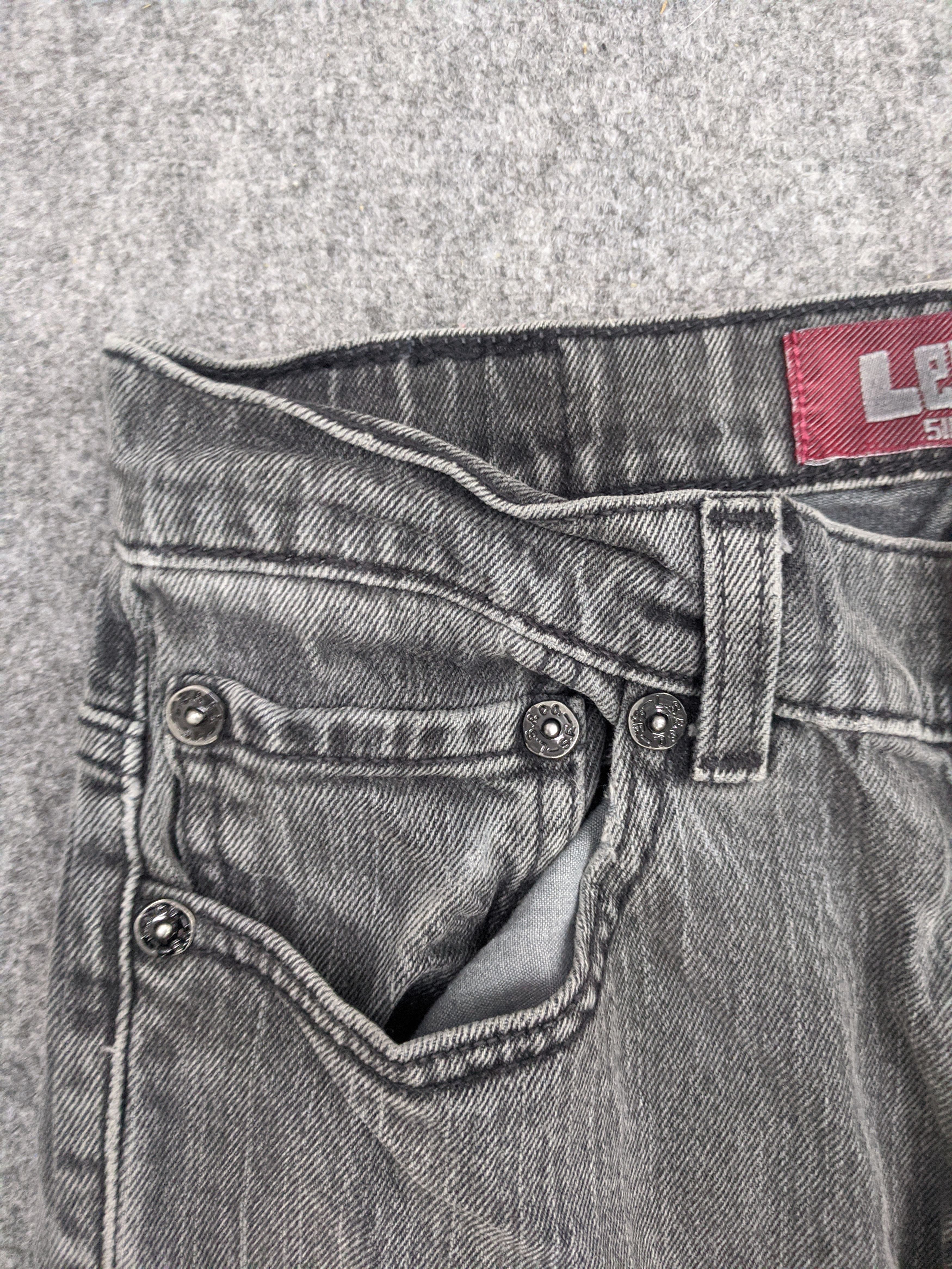 Levi's Vintage Levis 511 Jeans Faded Black DP0774 Size US 28 / EU 44 - 6 Thumbnail