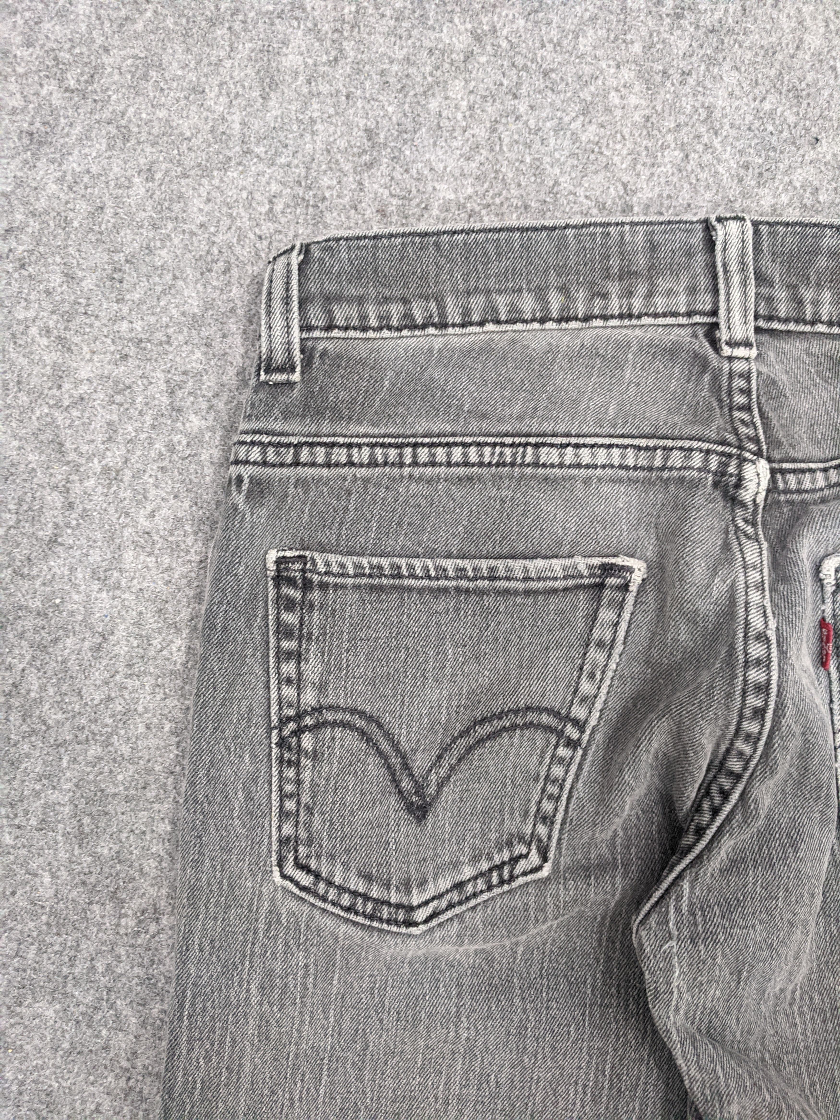 Levi's Vintage Levis 511 Jeans Faded Black DP0774 Size US 28 / EU 44 - 11 Thumbnail