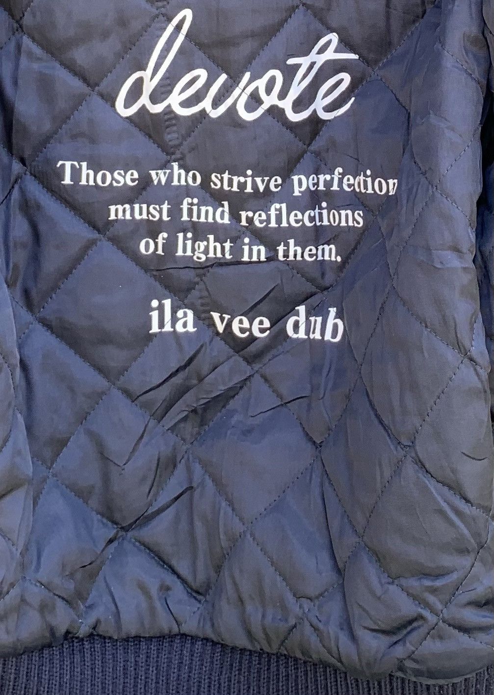 Rare ila VEE DUB Chain Stitch Embroidery Leather Sleeve
