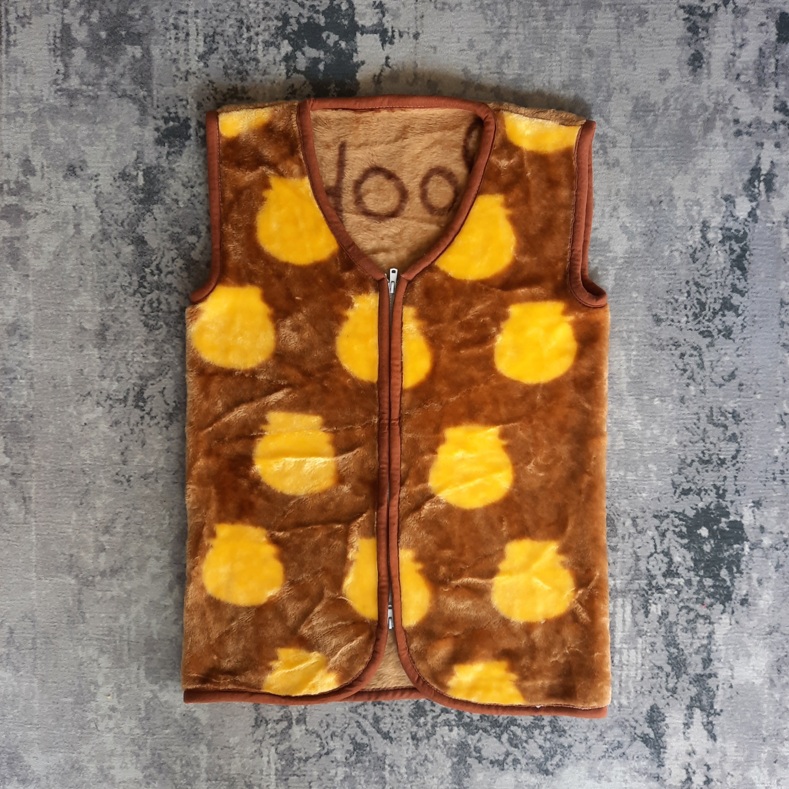 Cartoon Network 🔥Disney winnie the pooh overprint fleece vest jacket Size US M / EU 48-50 / 2 - 2 Thumbnail