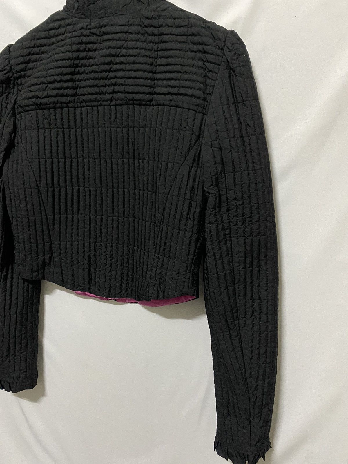 Fendi RETRO CROP PUFFER JACKET LADIES HYPEBEAST Size S / US 4 / IT 40 - 6 Thumbnail