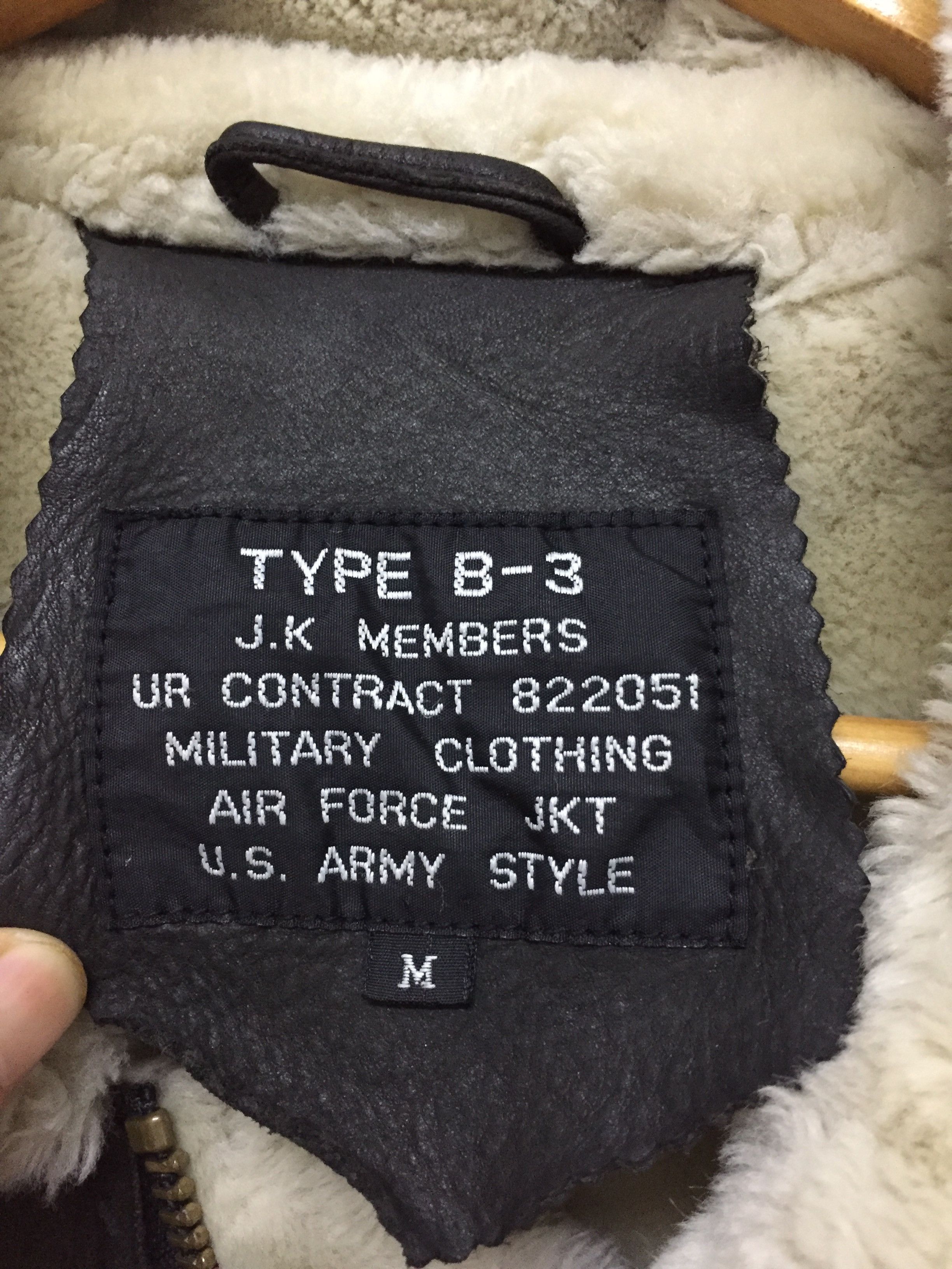 Leather Vtg shearling military jacket B3 heavy jacket coat Size US M / EU 48-50 / 2 - 10 Thumbnail