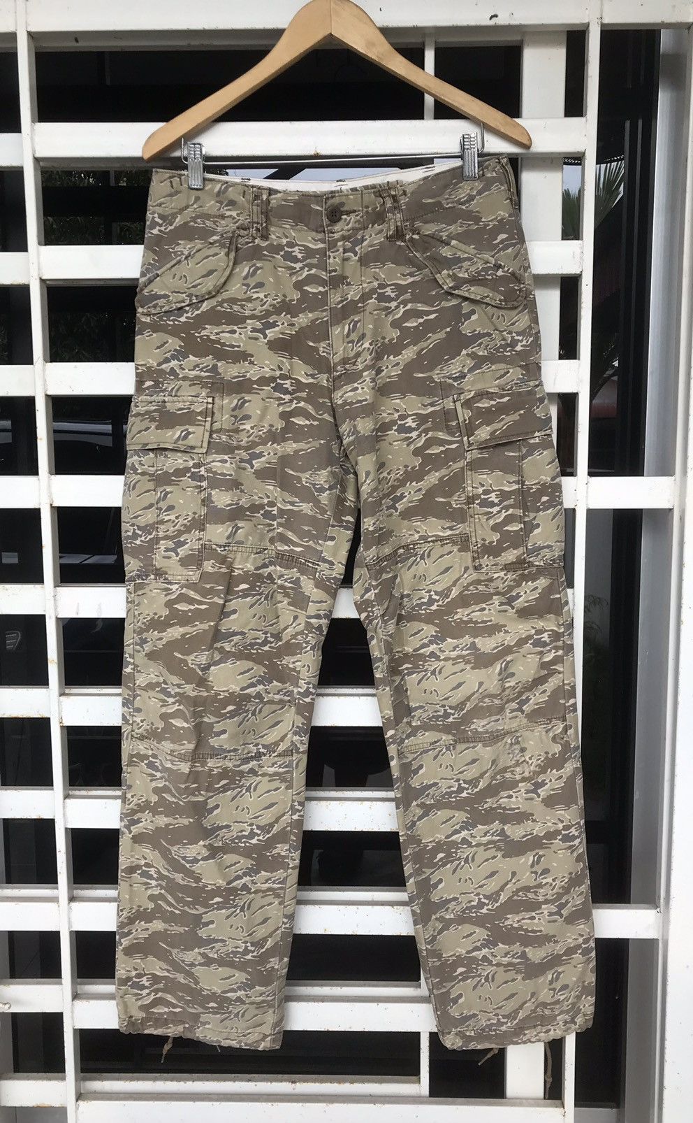 Uniqlo Uniqlo Tiger Striped Double Knee Military Army Cargo Pants Size US 32 / EU 48 - 1 Thumbnail