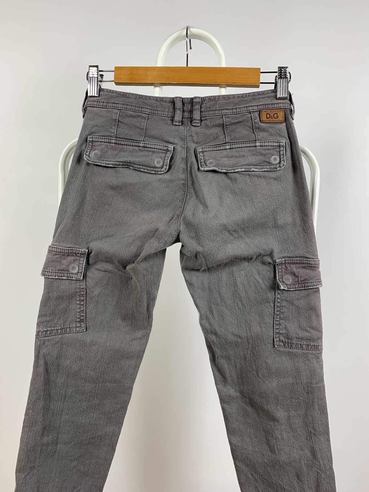 Dolce & Gabbana Vintage Dolce&Gabbana Women’s Faded Grey Cargo Denim Pants Size 26" / US 2 / IT 38 - 7 Thumbnail