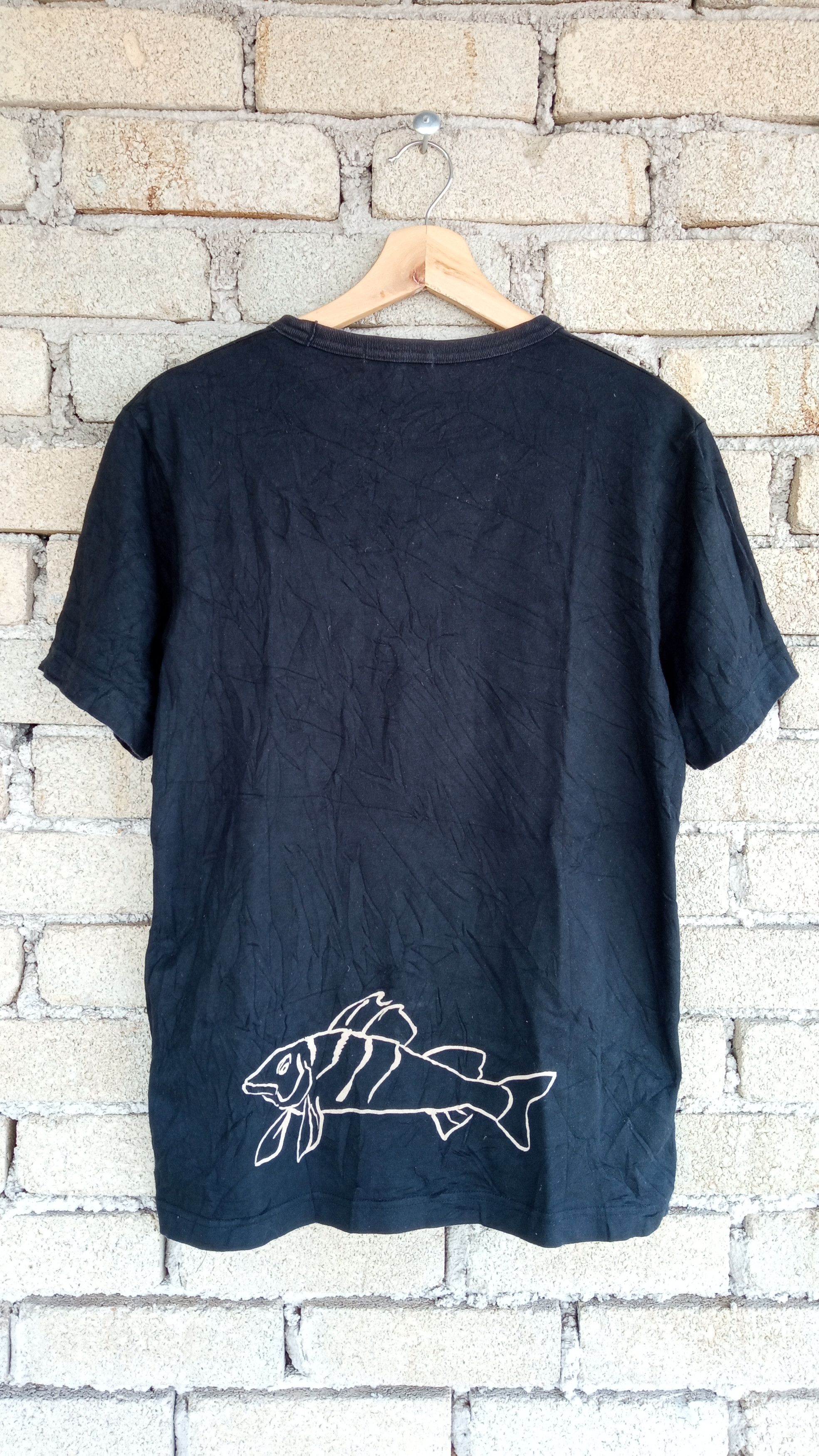JW Anderson × Japanese Brand × Uniqlo 🔥🔥UT x J.W. Anderson T-Shirt Size US M / EU 48-50 / 2 - 8 Thumbnail