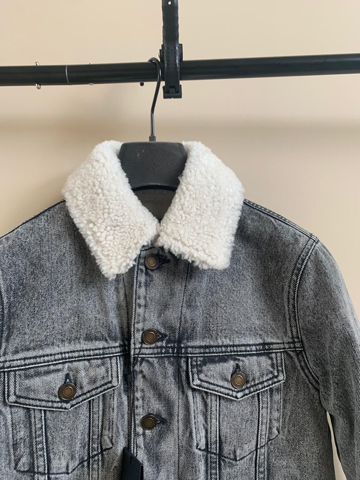 Saint Laurent Paris Denim Shearling Trucker in Light Black Size US XXS / EU 40 - 8 Thumbnail