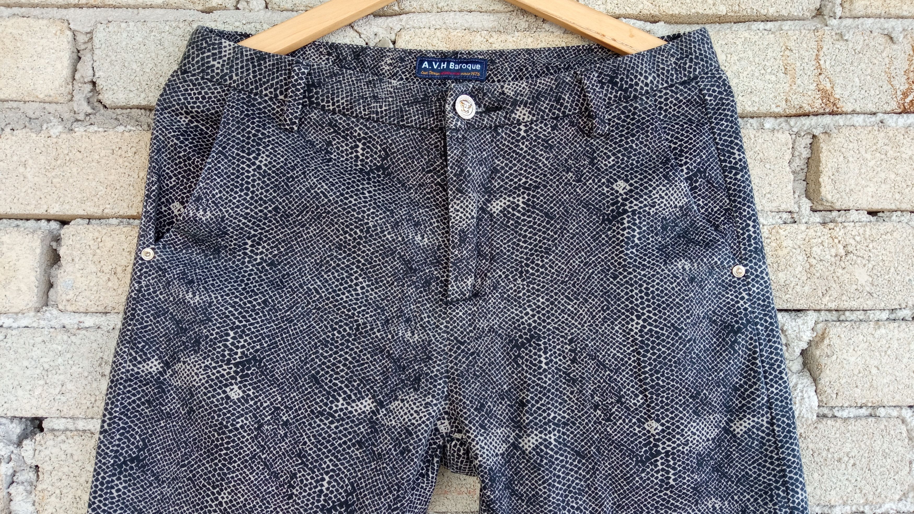 Japanese Brand × Vintage 🔥🔥AVH Baroque Full Print Snake Skin Printed Jeans Size US 31 - 7 Thumbnail