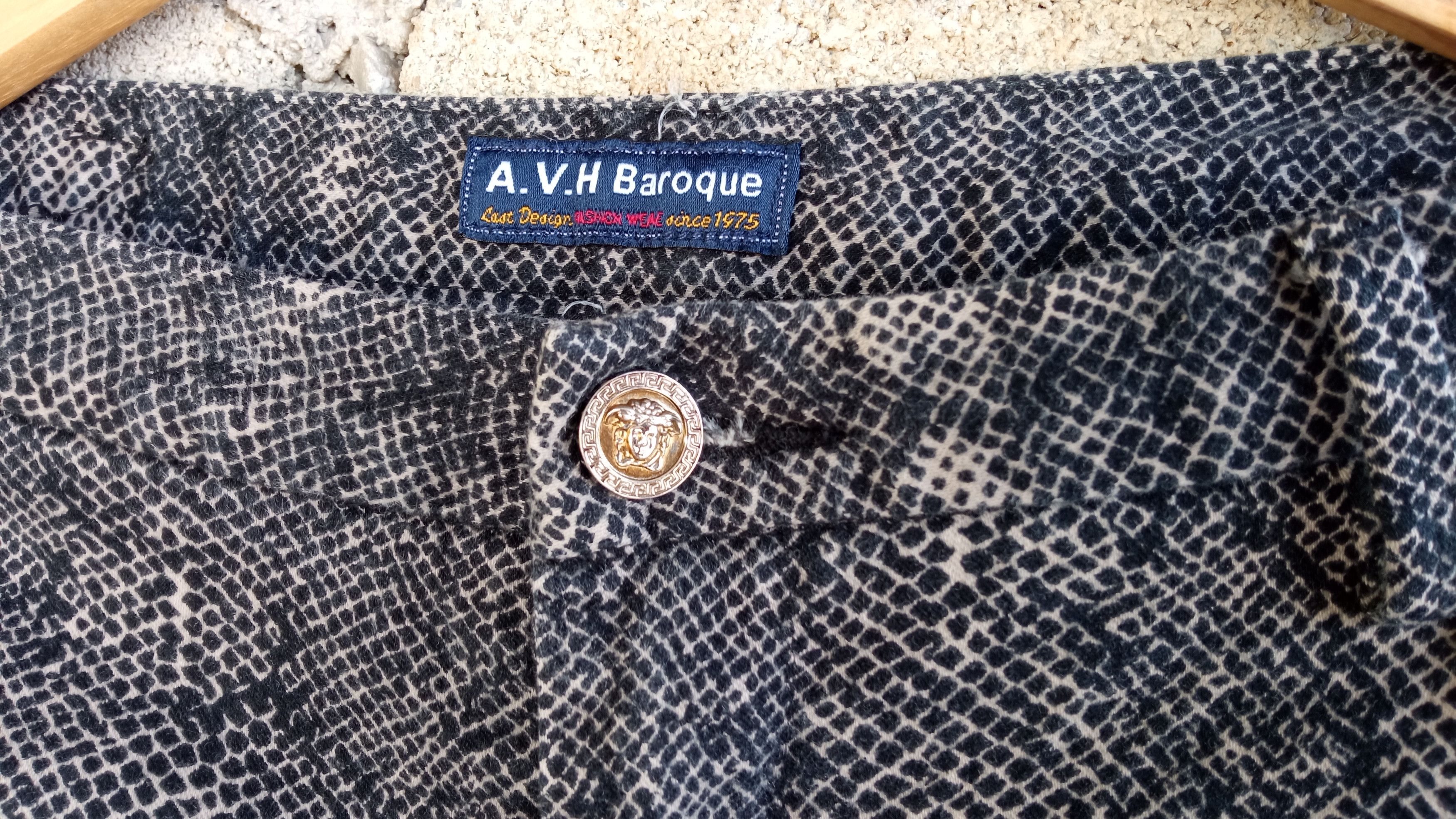 Japanese Brand × Vintage 🔥🔥AVH Baroque Full Print Snake Skin Printed Jeans Size US 31 - 8 Thumbnail