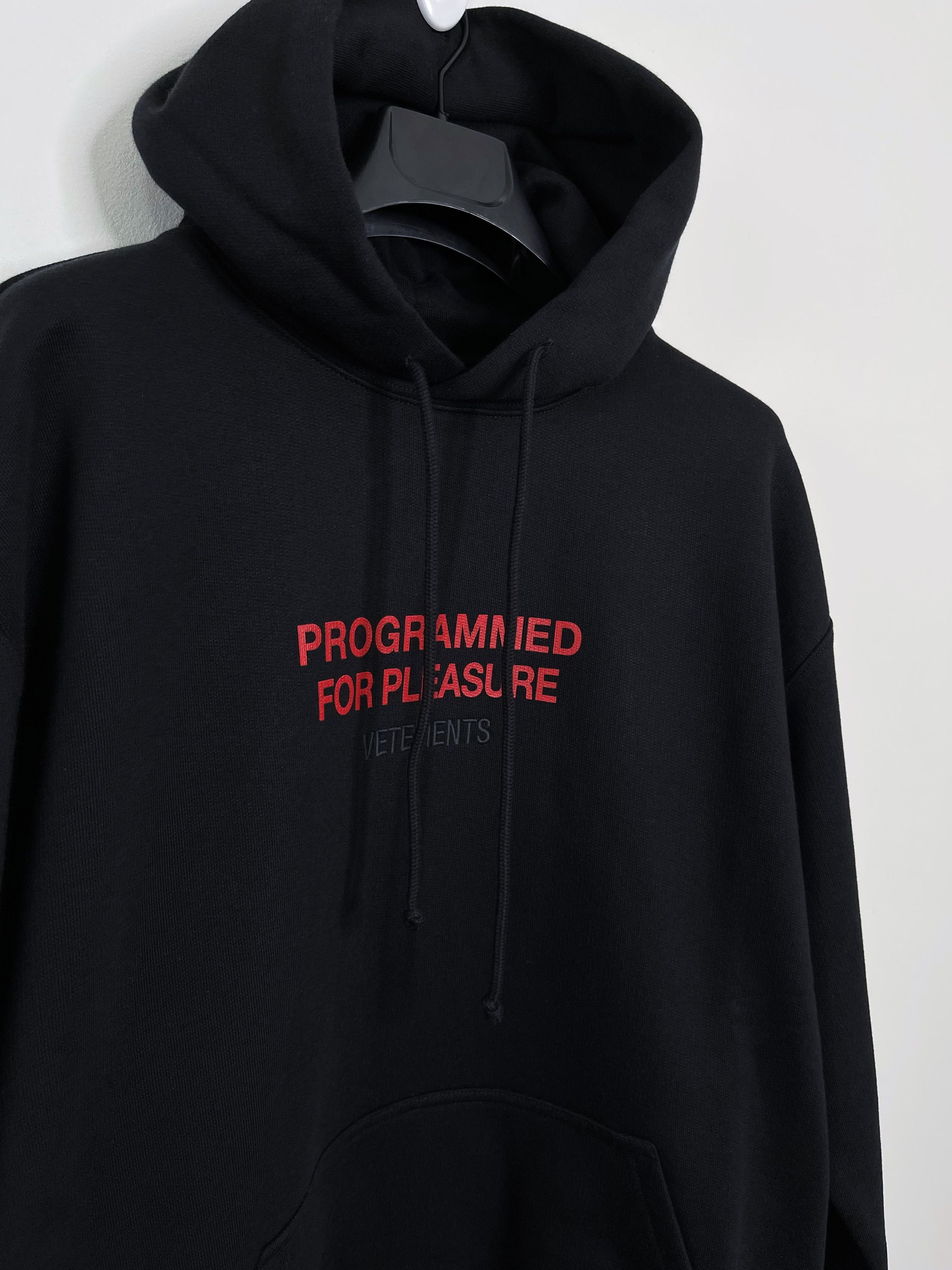 Vetements Programmed Pleasure Satisfaction Guaranteed Hiodie Size US XS / EU 42 / 0 - 11 Thumbnail