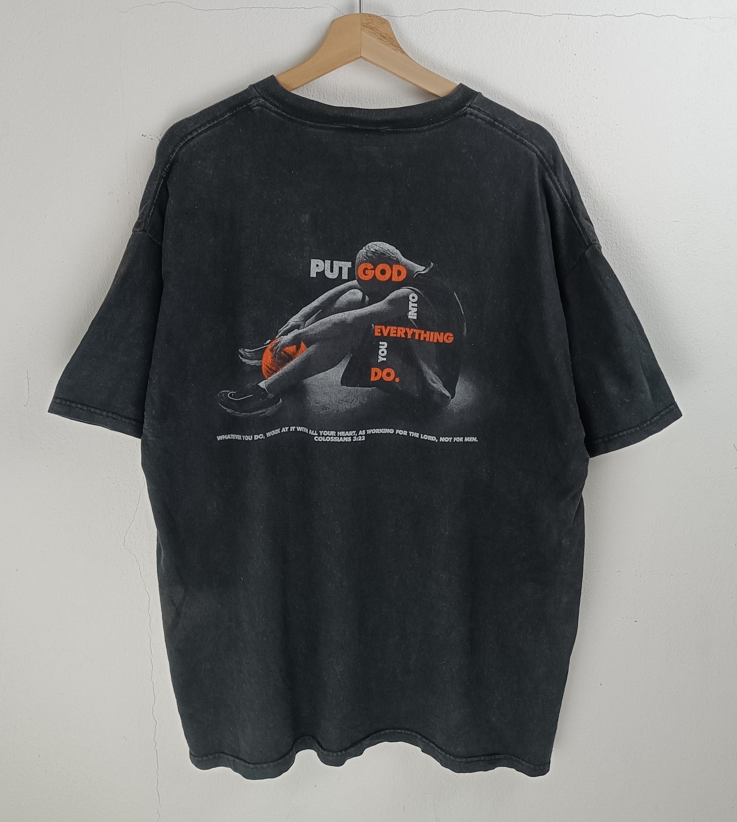 Vintage VINTAGE COLOSSIANS 3:23 HUMOR ADULT QUOTES WISDOM TEE Size US XL / EU 56 / 4 - 4 Thumbnail