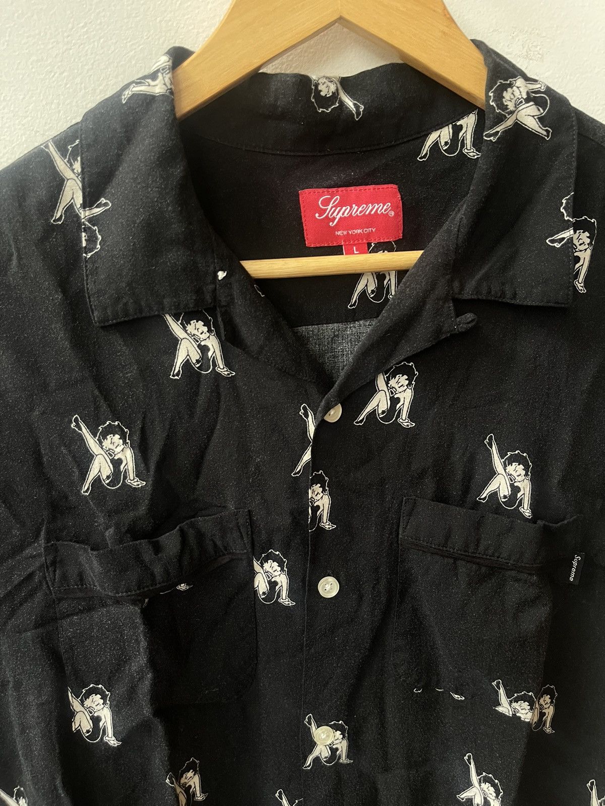 Supreme Supreme Betty Boop S/S Button Up Size US L / EU 52-54 / 3 - 3 Thumbnail