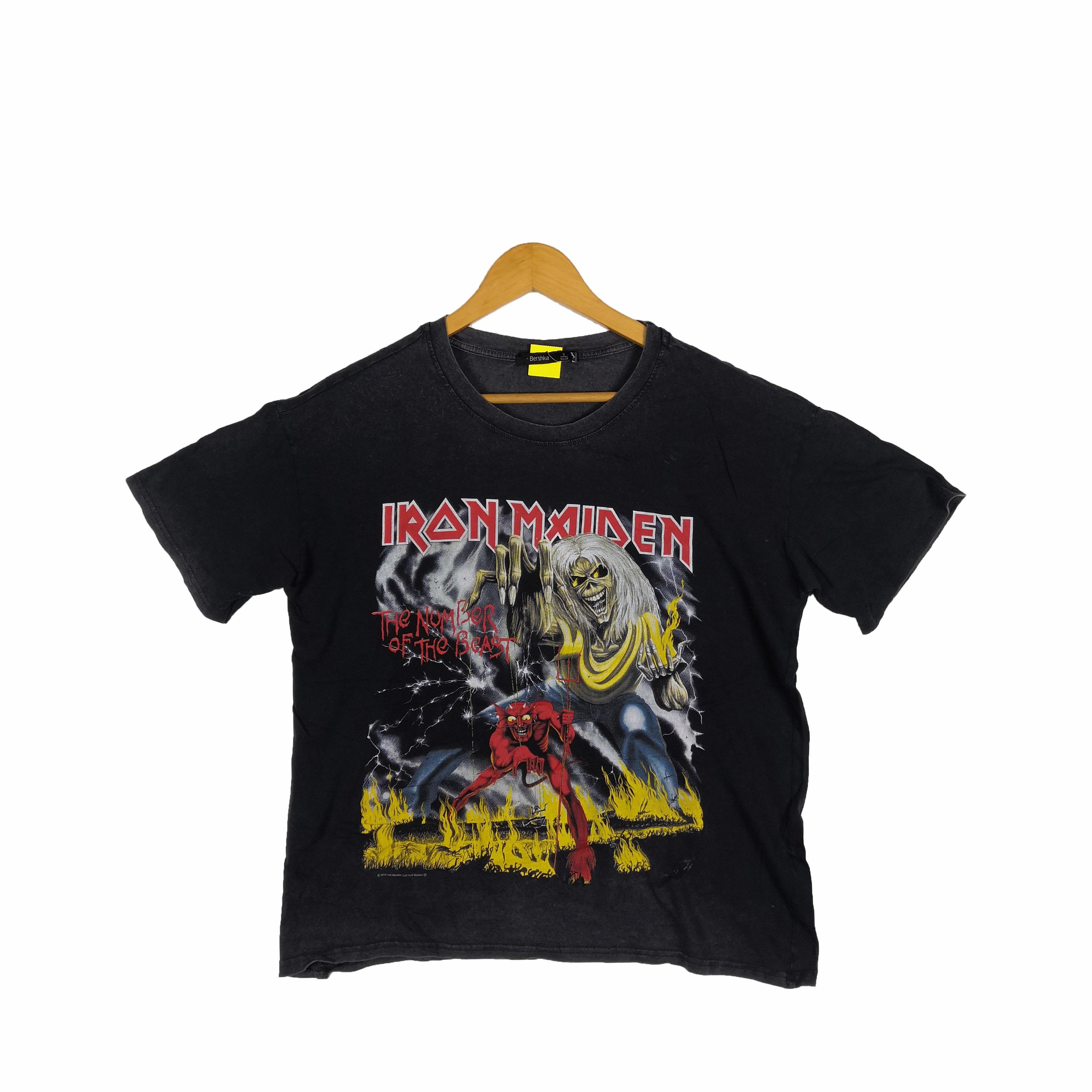 Band Tees Vintage Y2K Iron Maiden Tshirt Band Number of The Beast Tees Size US L / EU 52-54 / 3 - 1 Thumbnail