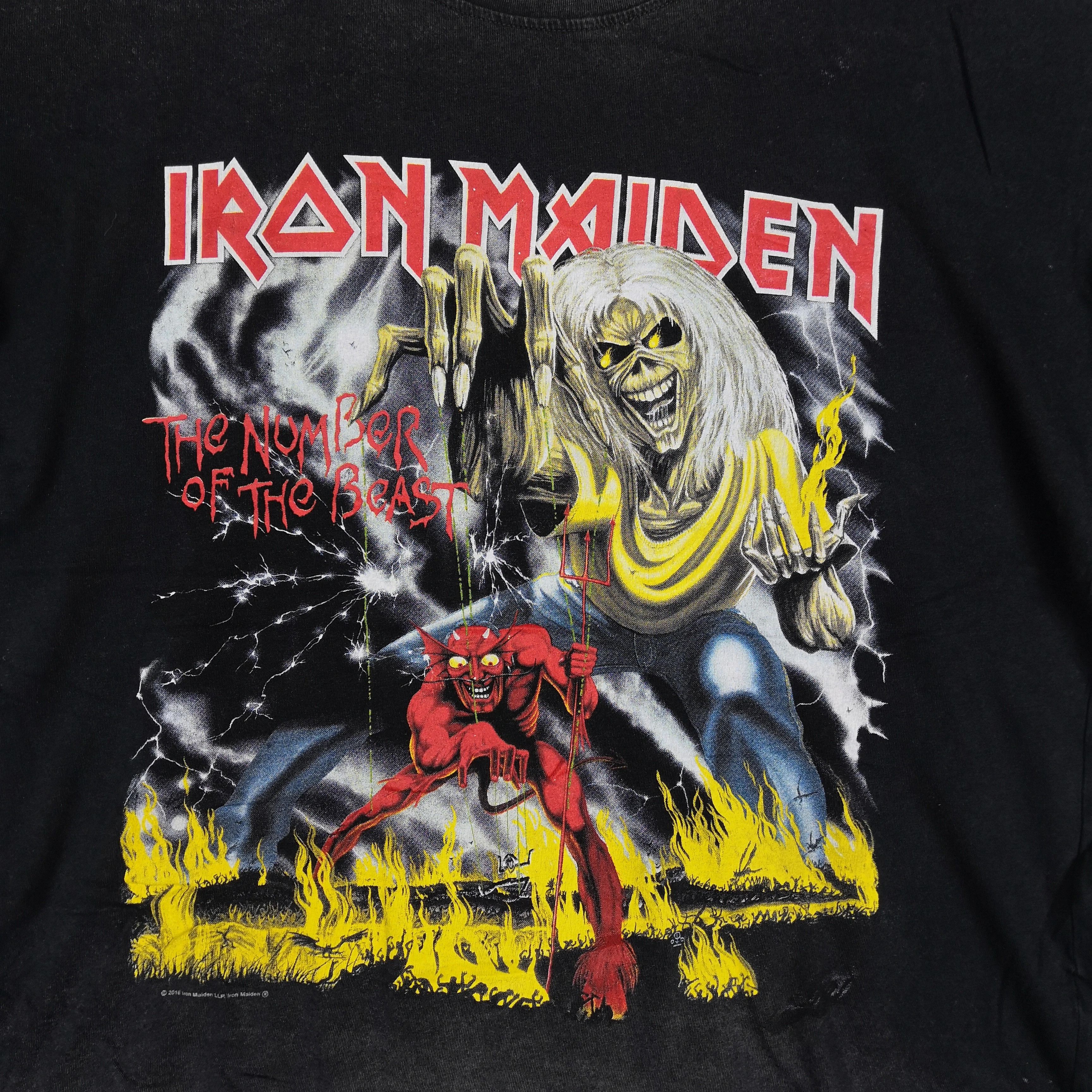 Band Tees Vintage Y2K Iron Maiden Tshirt Band Number of The Beast Tees Size US L / EU 52-54 / 3 - 3 Thumbnail