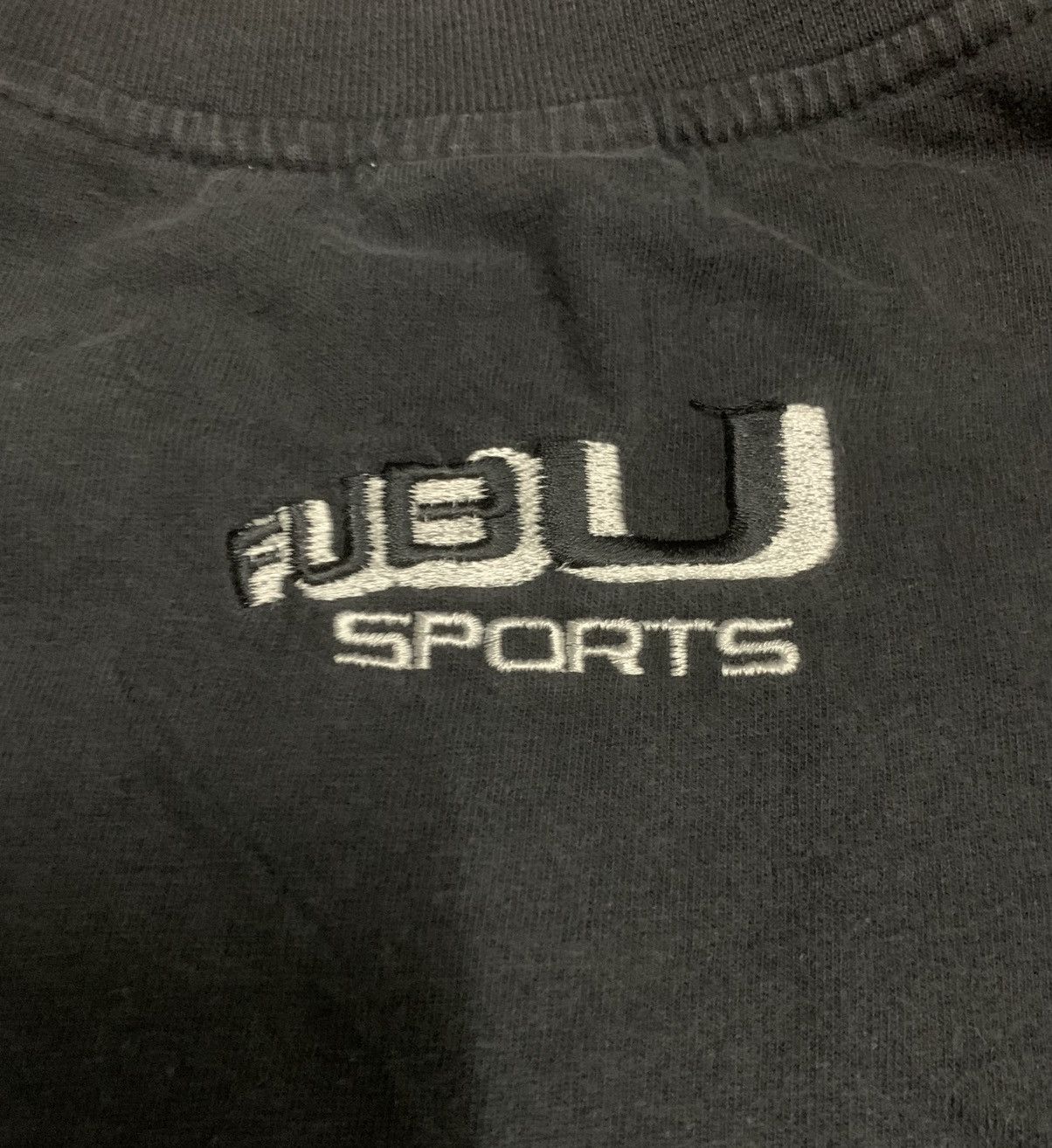Fubu × Vintage Vintage FUBU Sportwear Urban Gear Tee Size US XXL / EU 58 / 5 - 6 Thumbnail