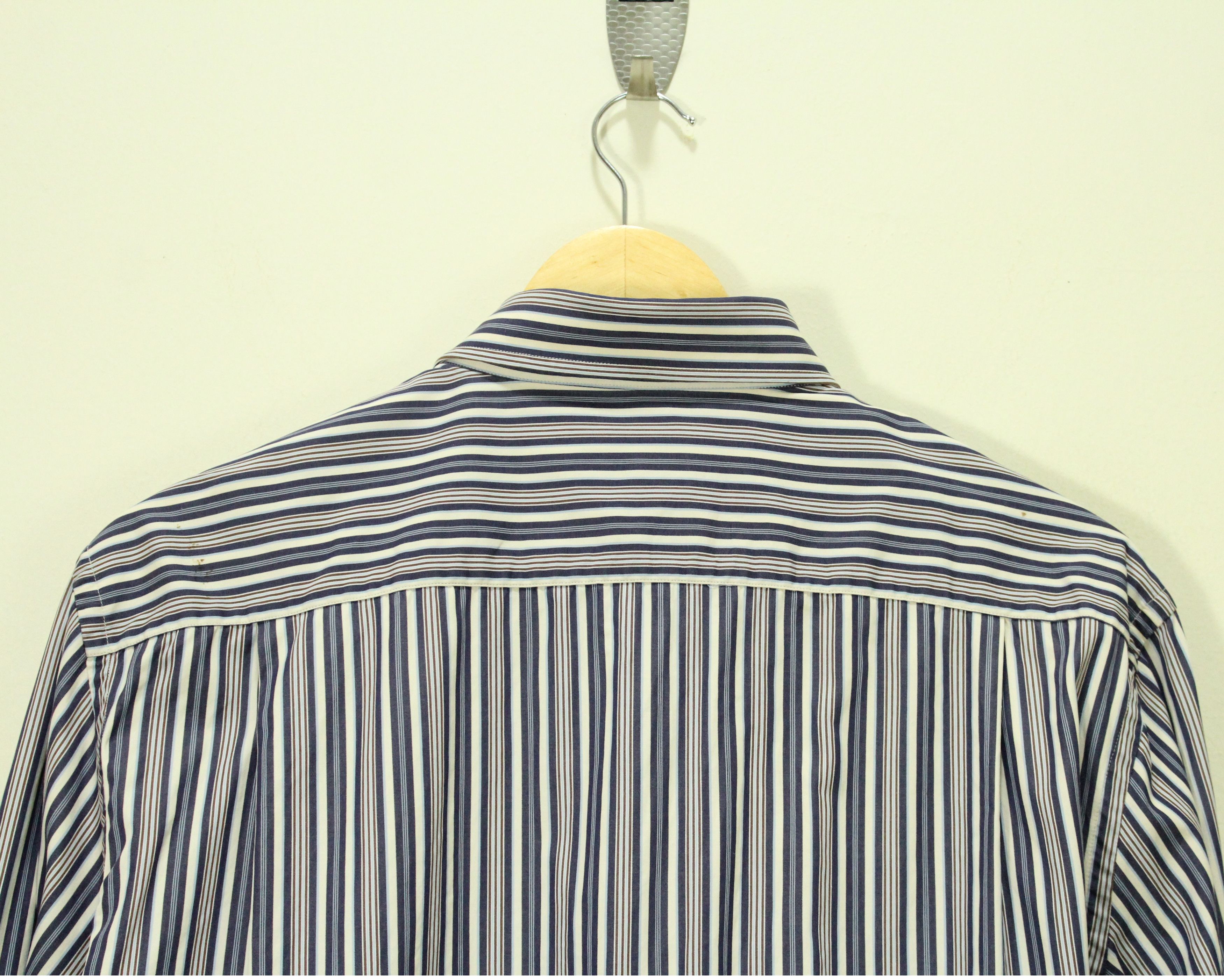 Givenchy GIVENCHY Shirt Made In Italy Size US M / EU 48-50 / 2 - 5 Thumbnail