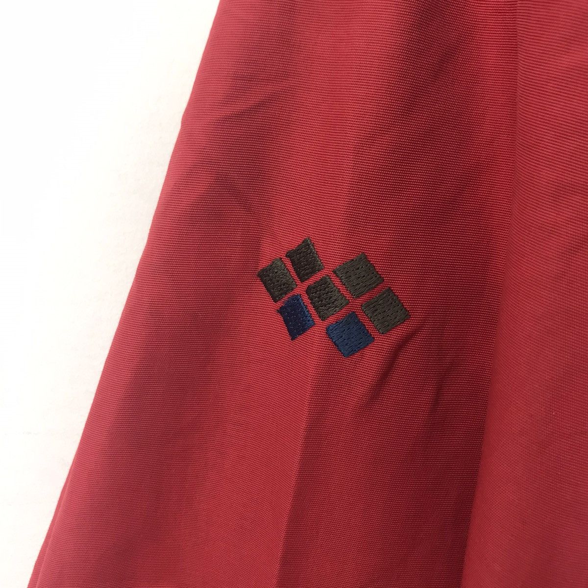 Montbell MONT-BELL Outdoor Hiking Hooded Red Light Jacket Size US XL / EU 56 / 4 - 4 Thumbnail