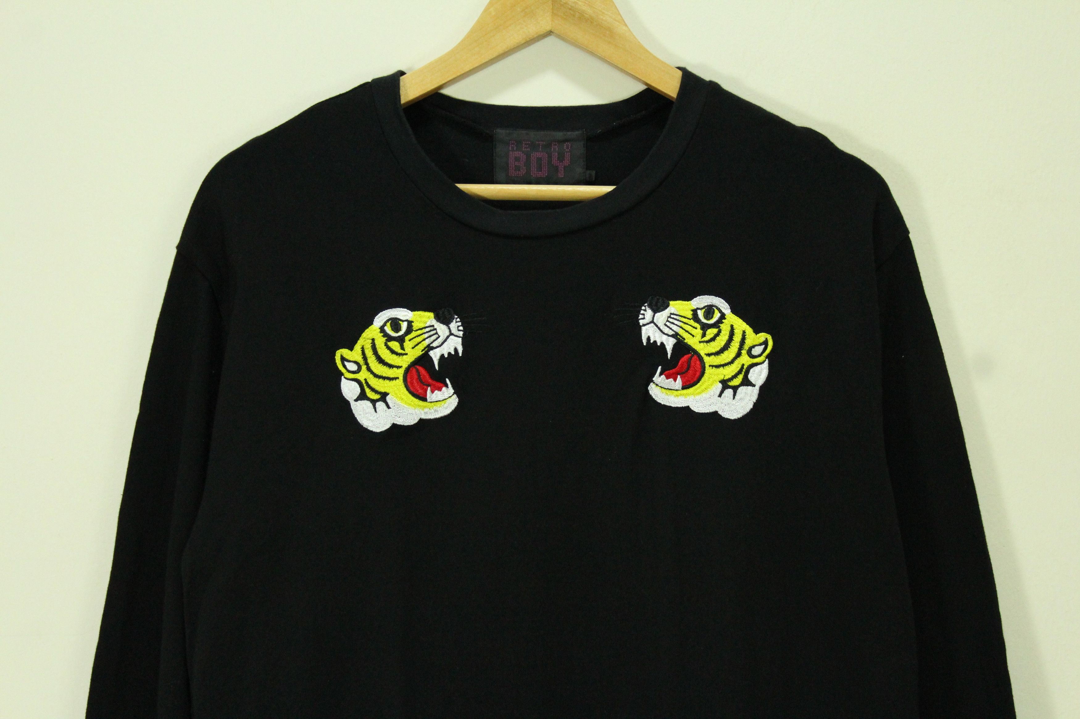 Ed Hardy × Japanese Brand × True Religion RETRO BOY T Shirt Embroidered Tiger Japan Size US M / EU 48-50 / 2 - 1 Thumbnail