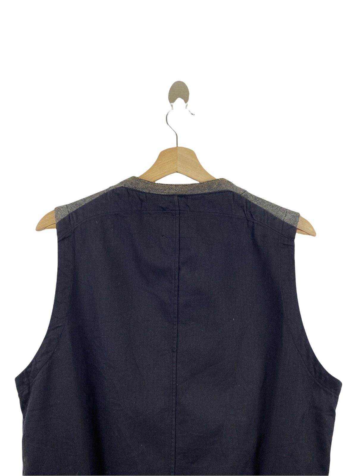 Journal Standard Mr. Gentleman vest nice design Size US L / EU 52-54 / 3 - 7 Thumbnail