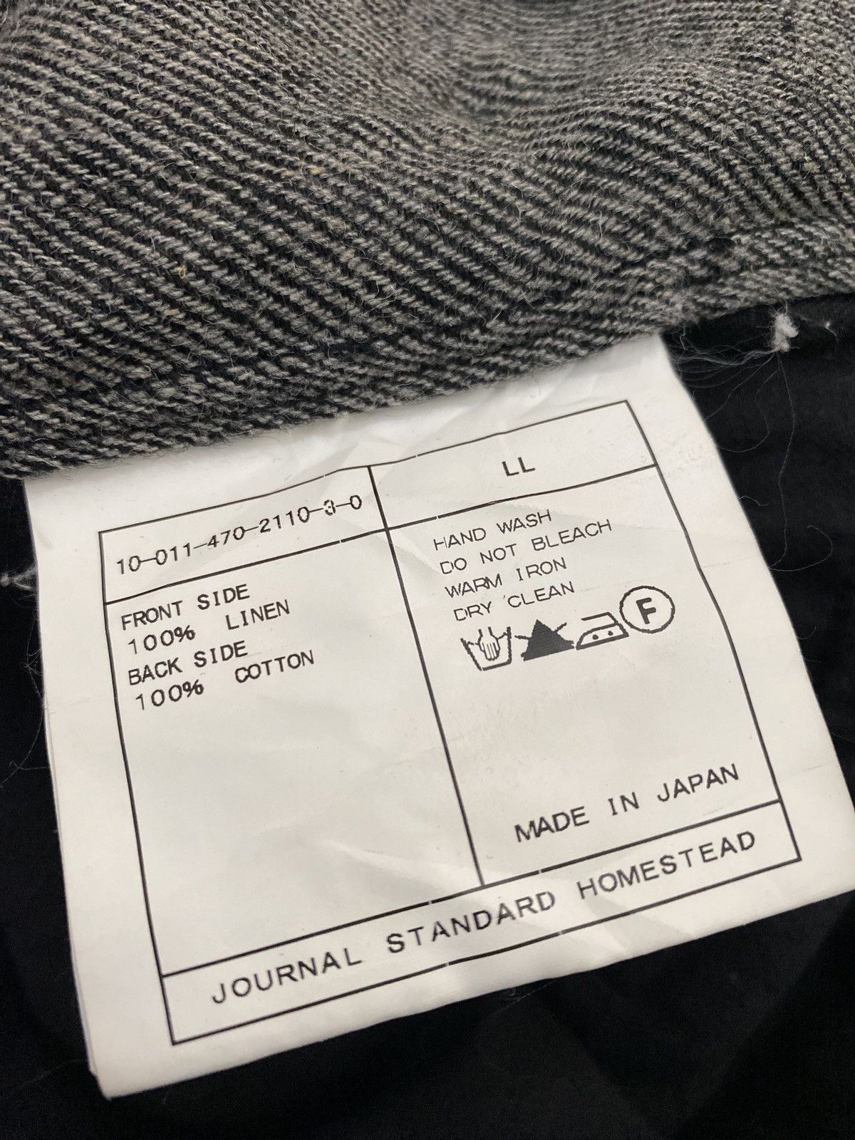 Journal Standard Mr. Gentleman vest nice design Size US L / EU 52-54 / 3 - 10 Thumbnail