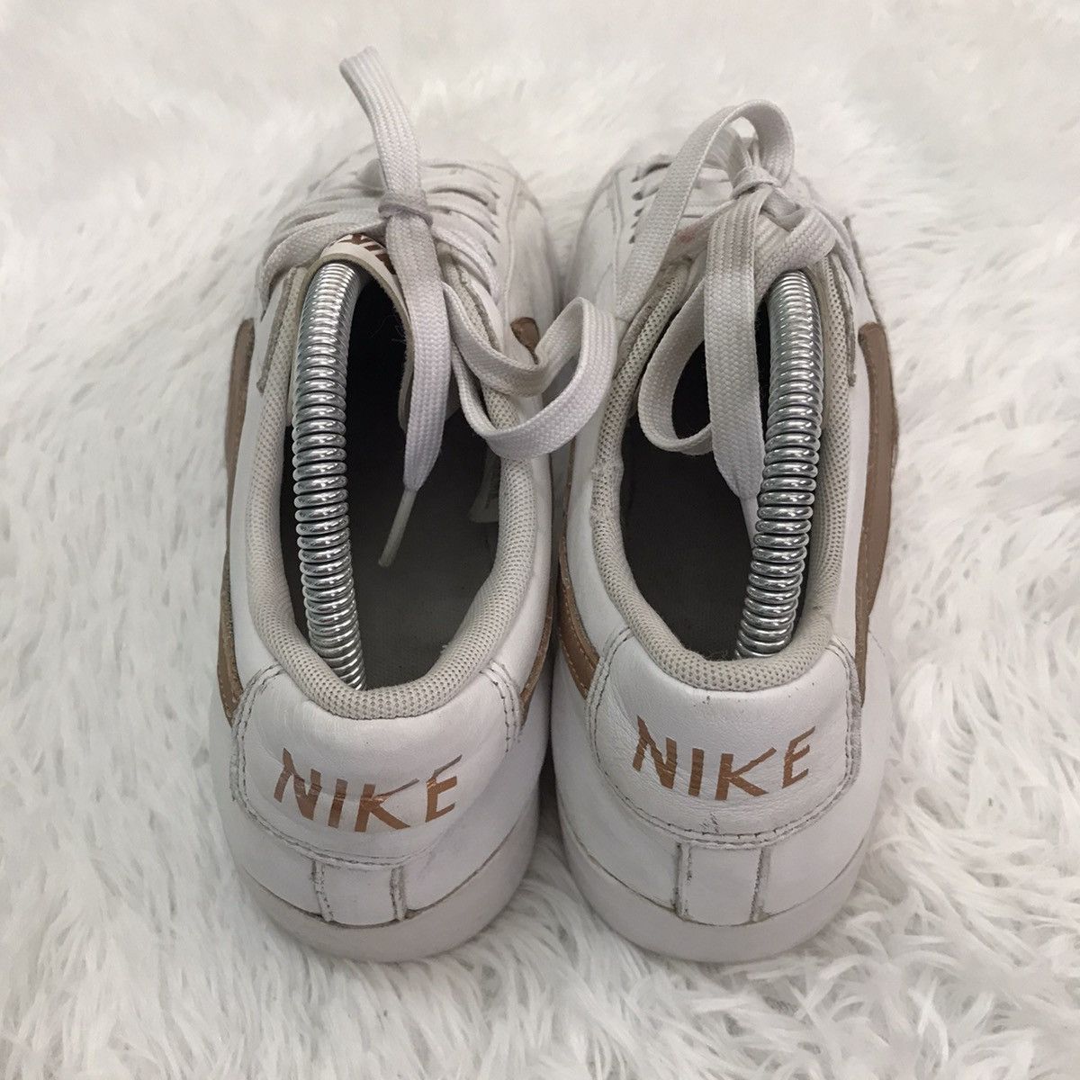 Nike Nike Blazer Low White Size US 9.5 / EU 42-43 - 4 Thumbnail