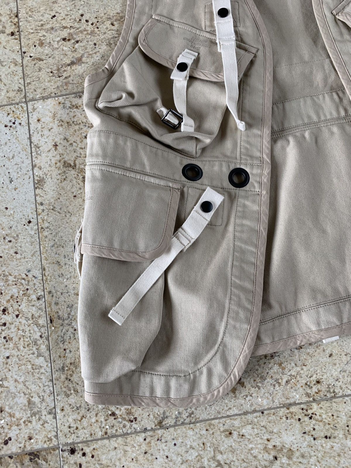 Neighborhood Multi-pocket Cargo Vest in Tan Size US L / EU 52-54 / 3 - 3 Thumbnail