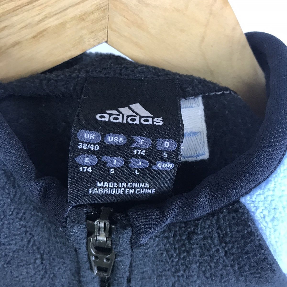 Adidas Vintage Adidas Argentina Half Zipper Fleece Sweatshirt Size US S / EU 44-46 / 1 - 7 Thumbnail