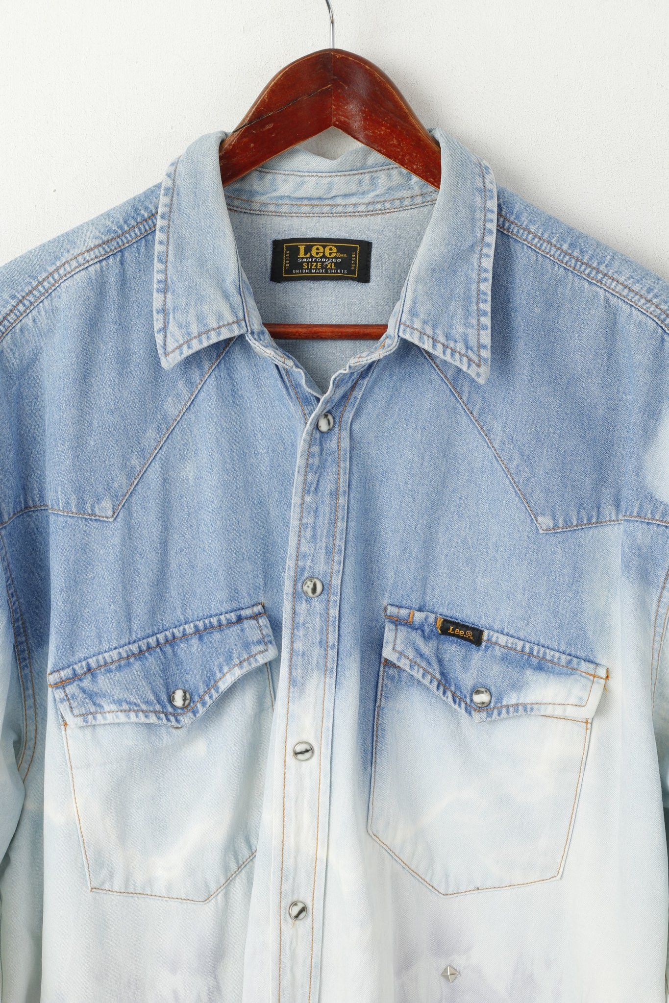 Lee × Vintage Lee Sanforized Men XL Casual Shirt Blue Jeans Ombre 9209 Size US XL / EU 56 / 4 - 2 Thumbnail