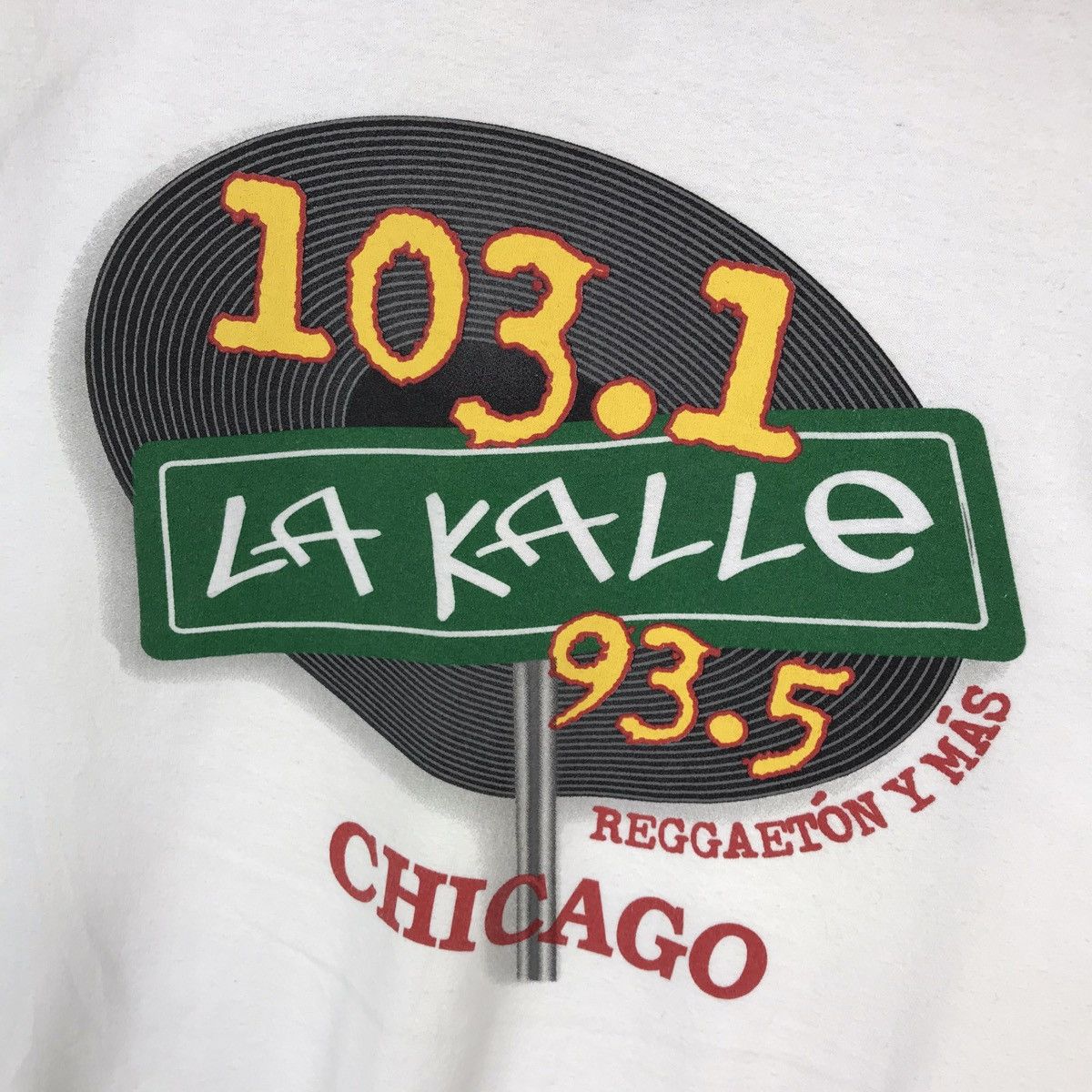 Fruit Of The Loom Vintage La Kalle Reggaeton Y Mas Chicago Sweatshirt Size US XL / EU 56 / 4 - 3 Thumbnail