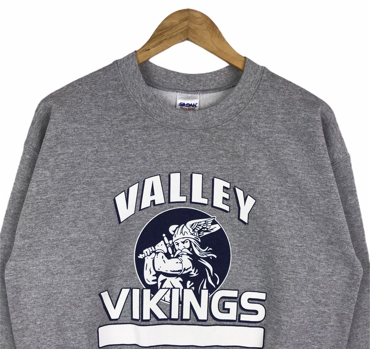 NBA Vintage Y2K Valley Vikings Baseball Team Spell Sweatshirt Size US M / EU 48-50 / 2 - 2 Thumbnail