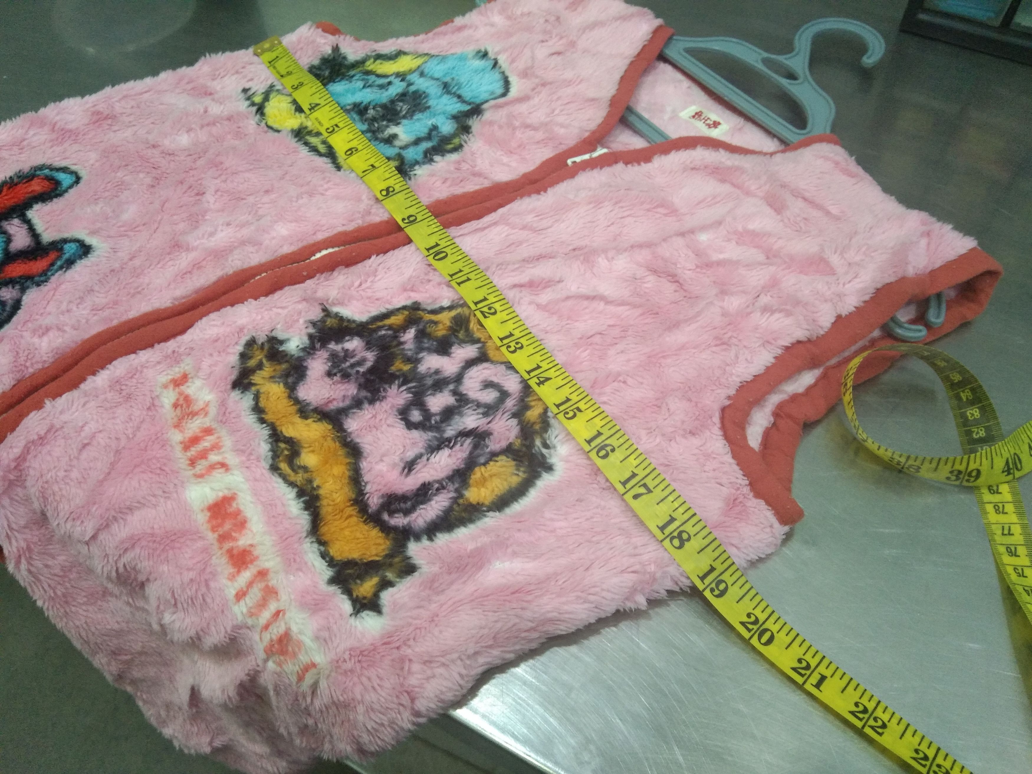 Pokemon POKEMON FLUFFY YARN SLEEVELESS JACKET Size S / US 4 / IT 40 - 5 Thumbnail